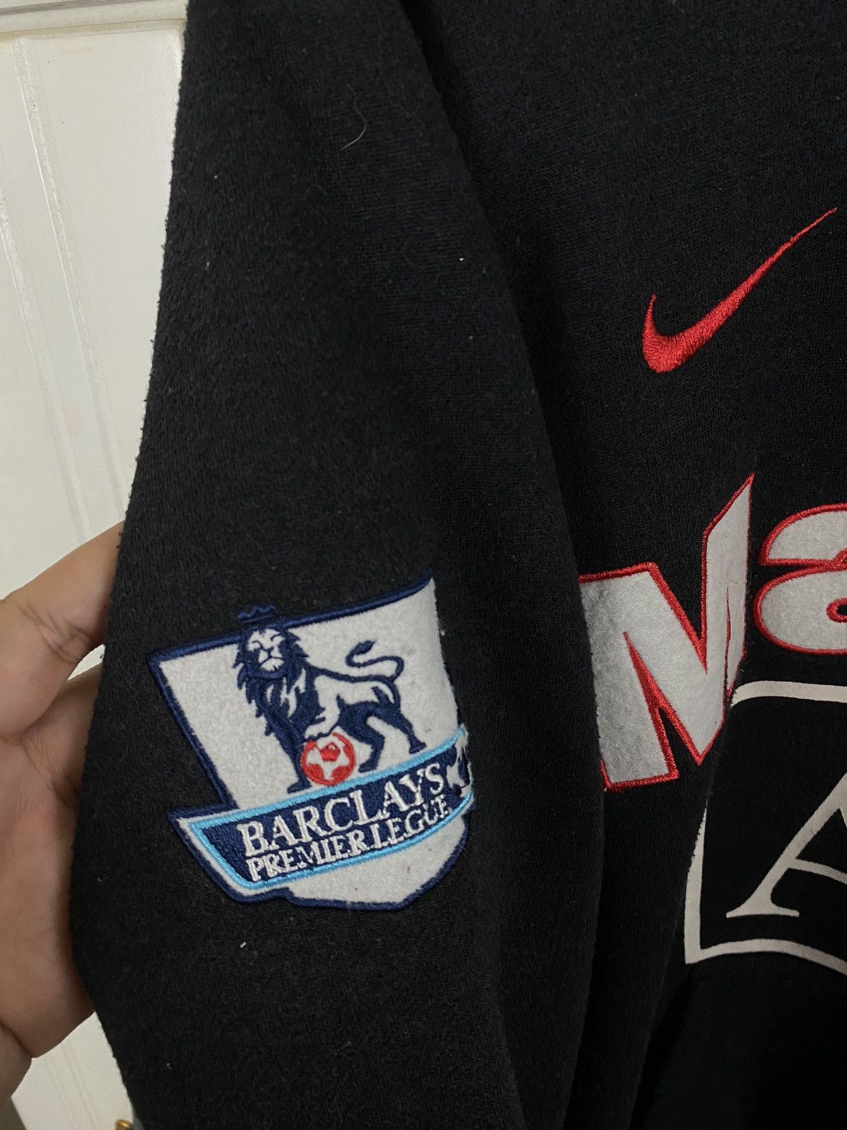 Nike × Vintage Vintage Nike Manchester United Hoodies Size US L / EU 52-54 / 3 - 5 Thumbnail