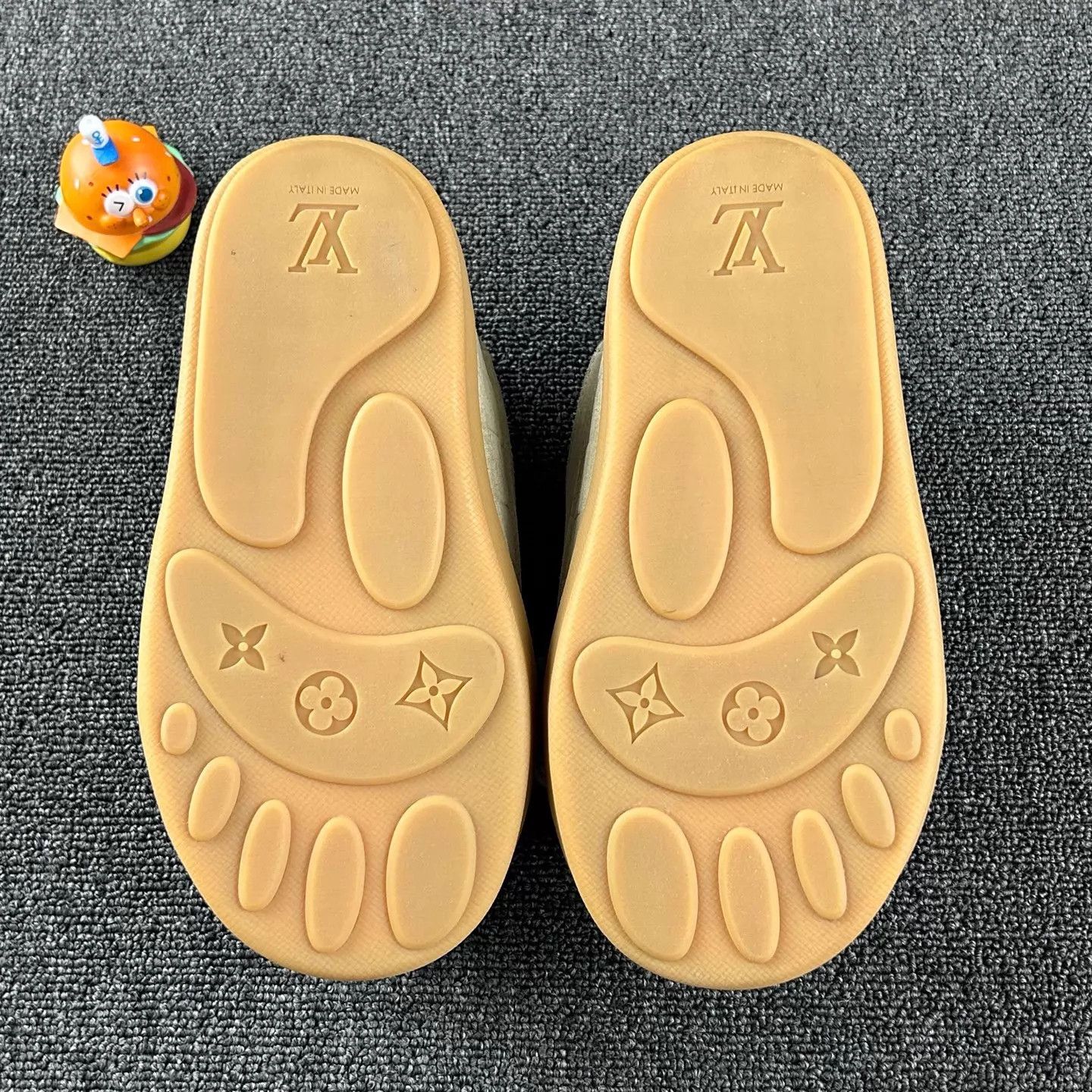 Louis Vuitton LV Nigo Yeti Damier Puffy Loafers 37 Pre-owned Size US 6.5 / IT 36.5 - 6 Thumbnail