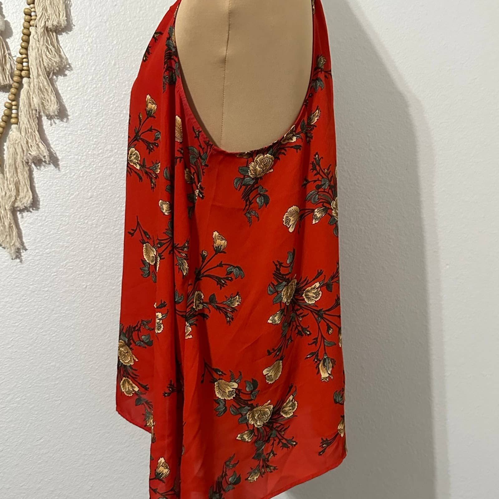 Other Torrid Georgette High Neck Tank Size L / US 10 / IT 46 - 7 Thumbnail