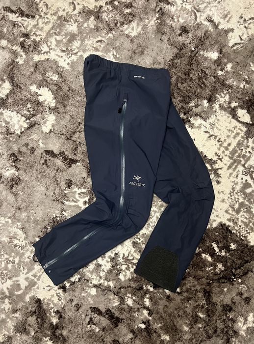 Arc'Teryx Rare 2000s Arc'teryx Gore-Tex Vintage Zip Hiking Pants