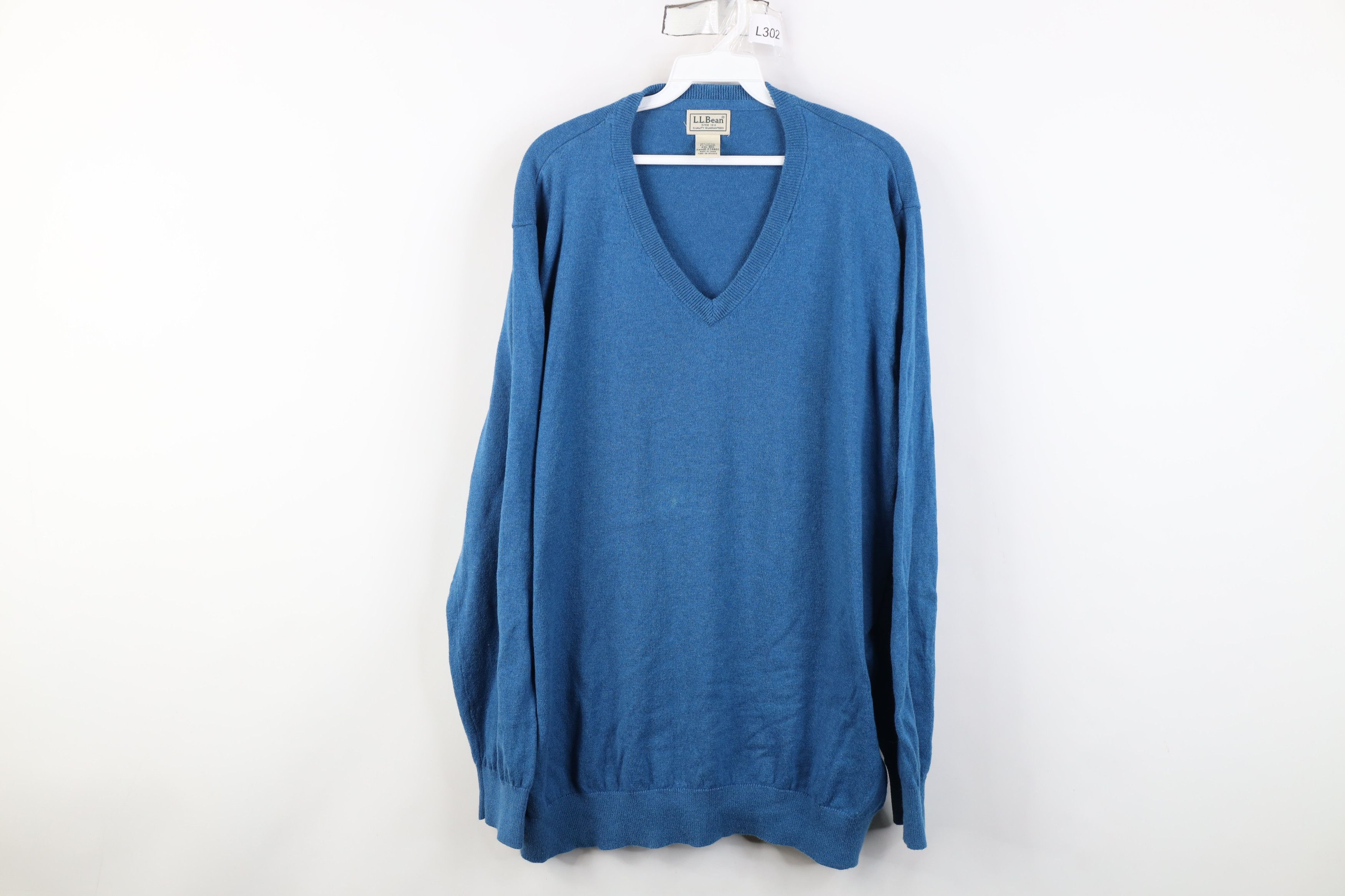 L.L. Bean Vintage LL Bean Cotton Cashmere Knit V-Neck Sweater Blue Size US XXL / EU 58 / 5 - 1 Thumbnail