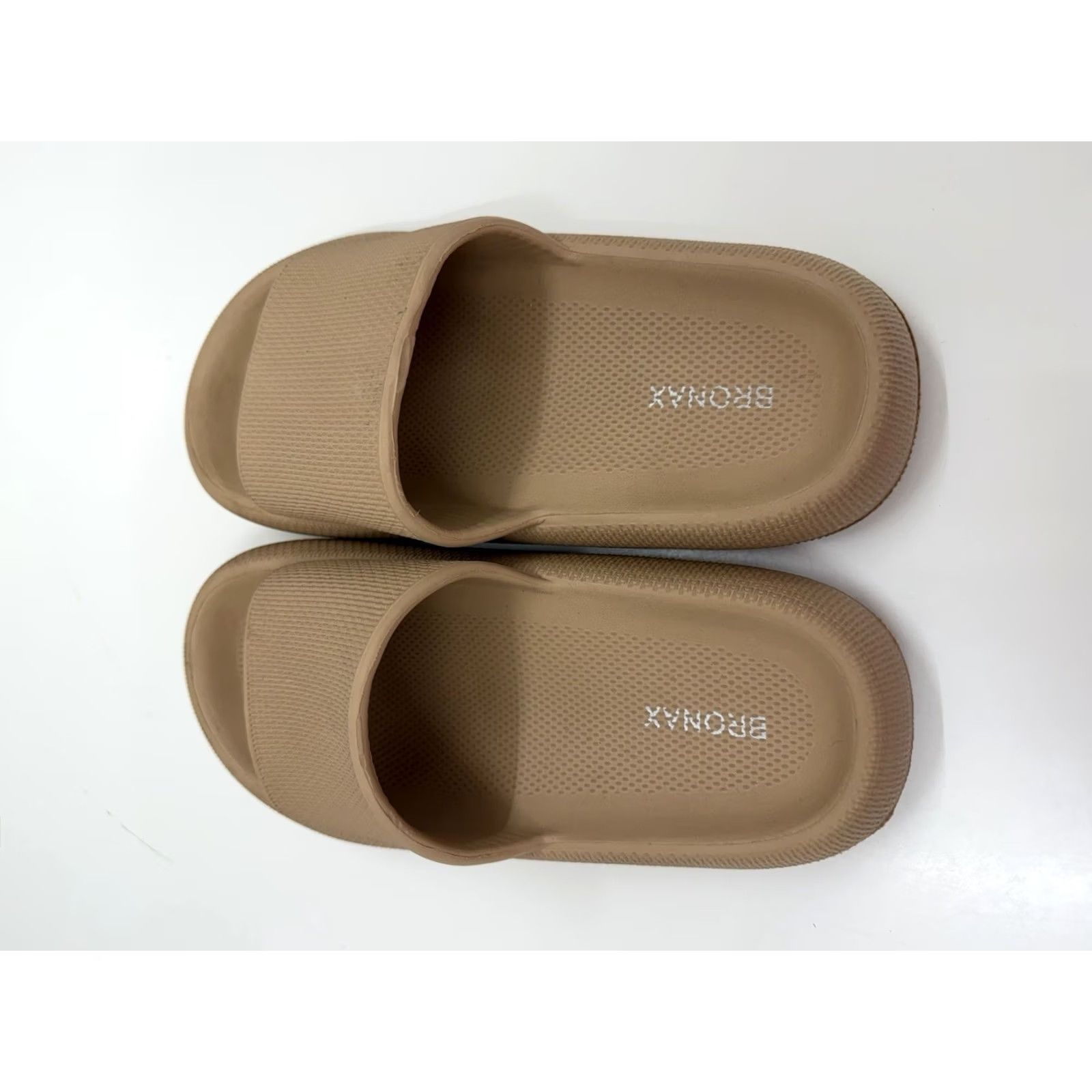Vintage Bronax Womens Sandals Cloud Slippers Slip-On Foam Tan 9/10 White Logo Sports Slip-On Womens Size US 8 / IT 38 - 7 Thumbnail