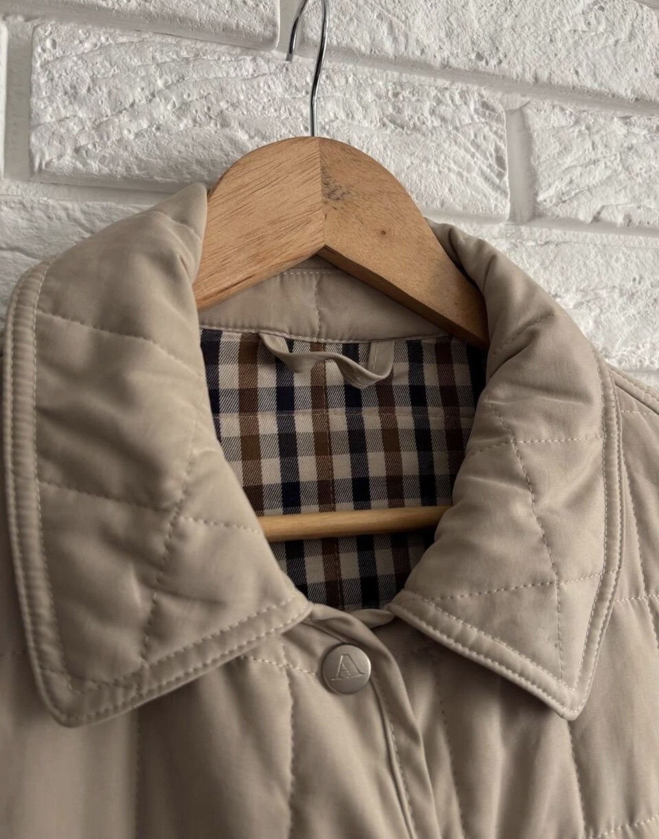 Aquascutum Aquascutum coat vintage beige full cage size Medium Size US M / EU 48-50 / 2 - 3 Thumbnail