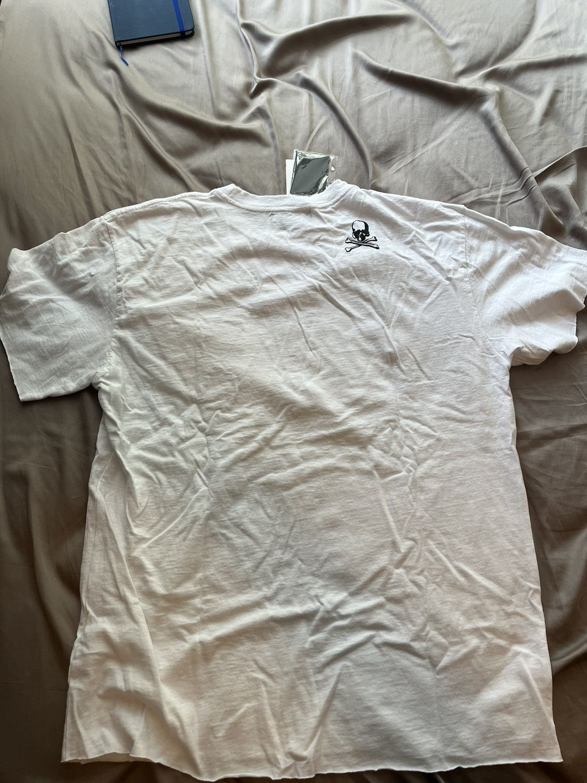 John Elliott × Mastermind Japan White Pocket Tee Size US M / EU 48-50 / 2 - 2 Thumbnail