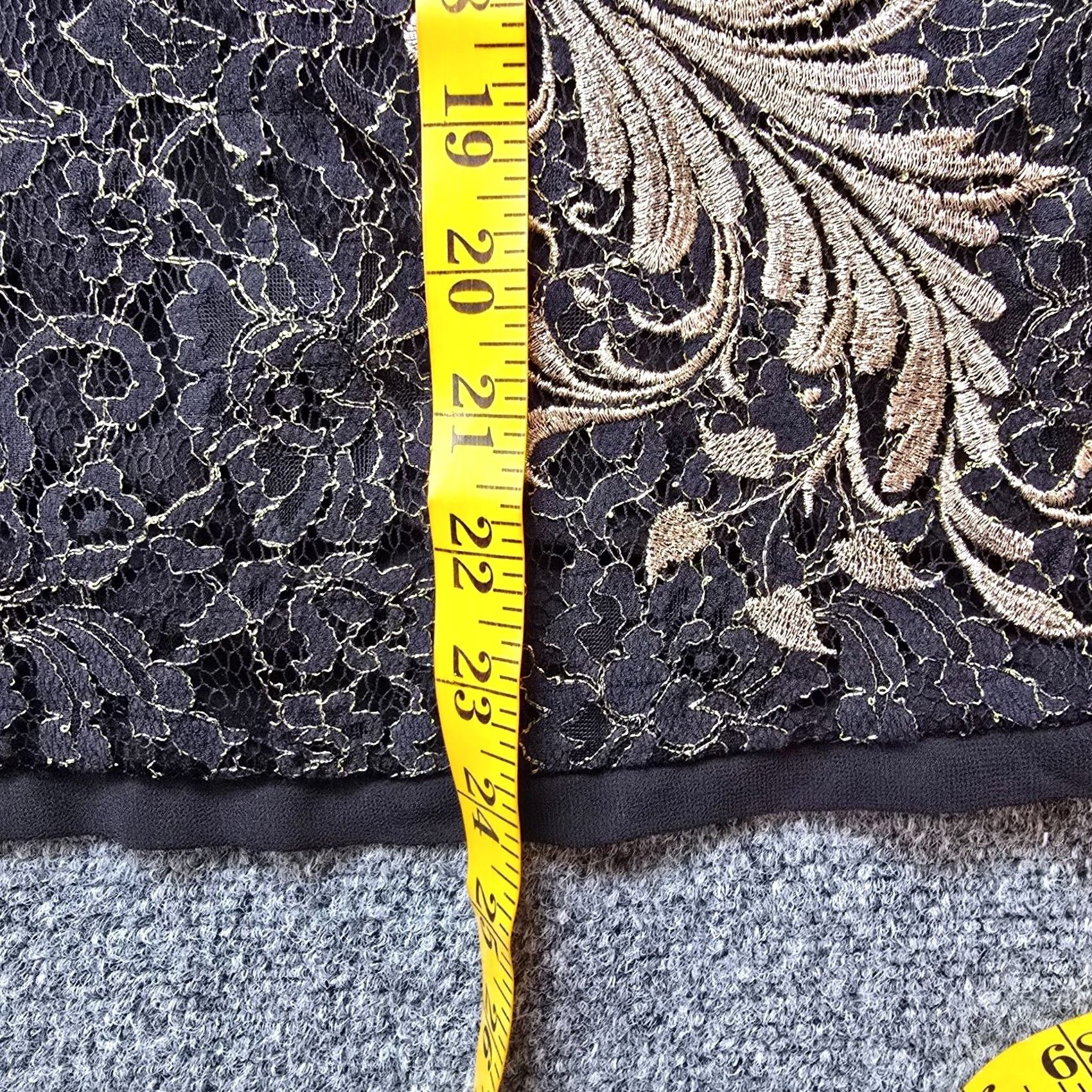 Ted Baker Ted Baker Top Womens Size 3 Black Gold Embroidery Floral Sheer Classic Cocktail blouse Size M / US 6-8 / IT 42-44 - 7 Thumbnail