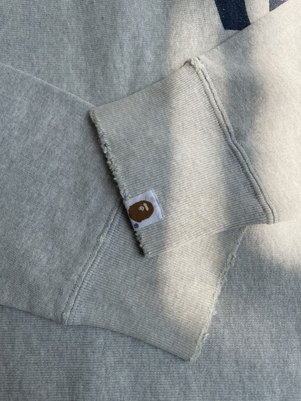 Bape Vintage 90's "Distress Bathing Ape" Sweatshirt Size US L / EU 52-54 / 3 - 8 Thumbnail