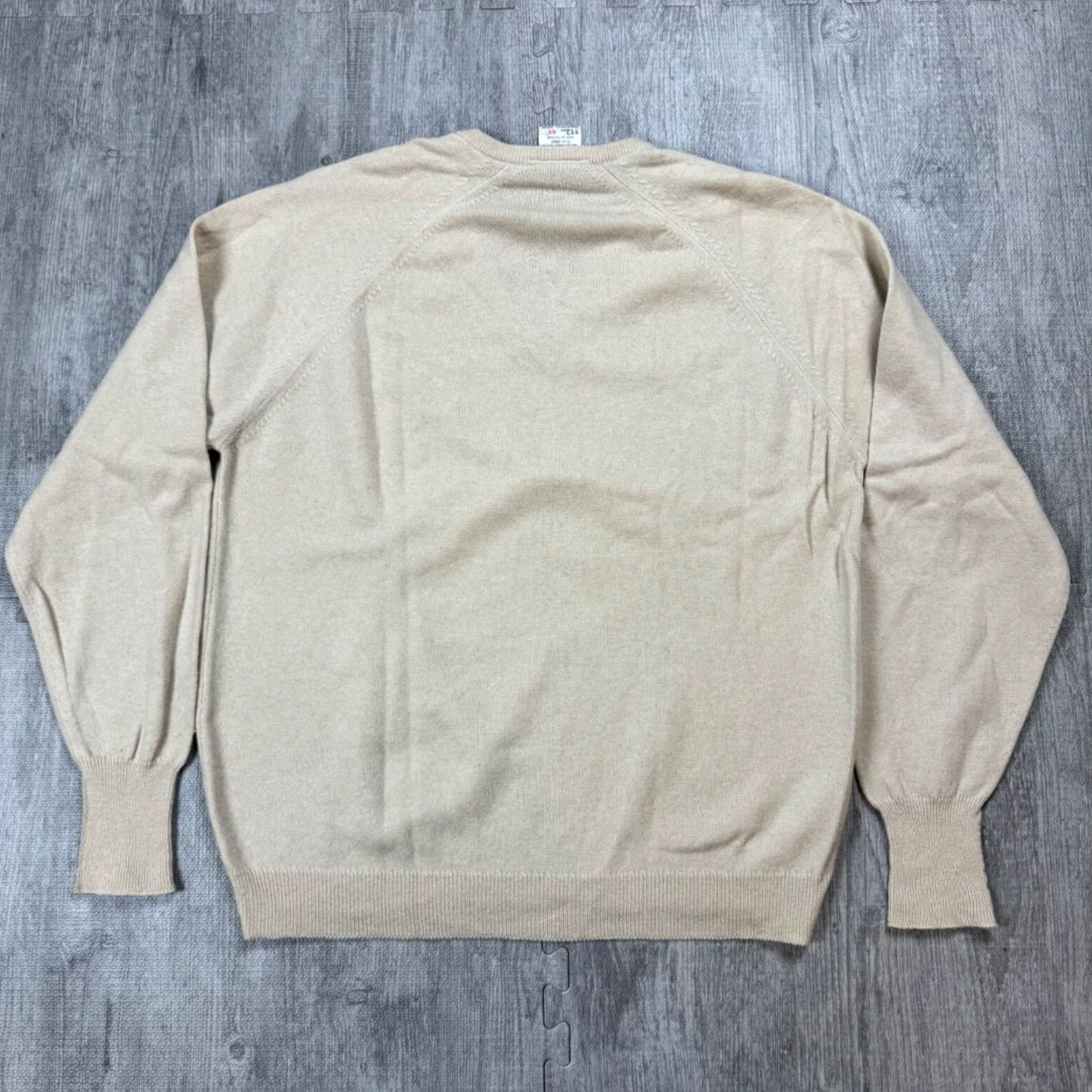 Vintage VINTAGE St. Michael Made in England 100% Lambswool V-Neck Sweater Men’s XL Beige Knit Classic 80s 90s Size US XL / EU 56 / 4 - 8 Thumbnail