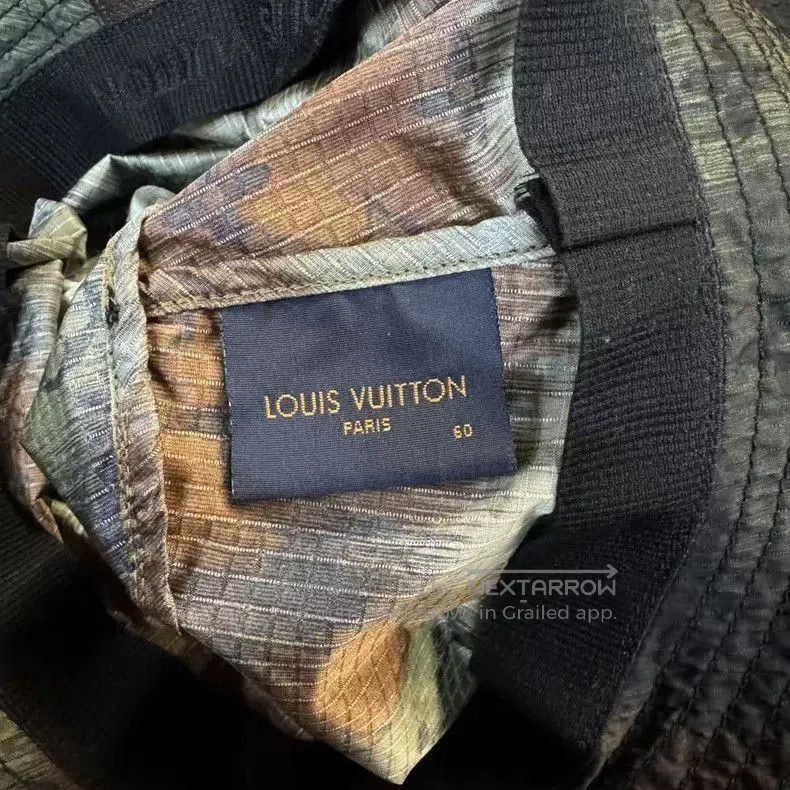 Louis Vuitton Green Camo Louis Vuitton Bucket Hat. Size ONE SIZE - 3 Thumbnail