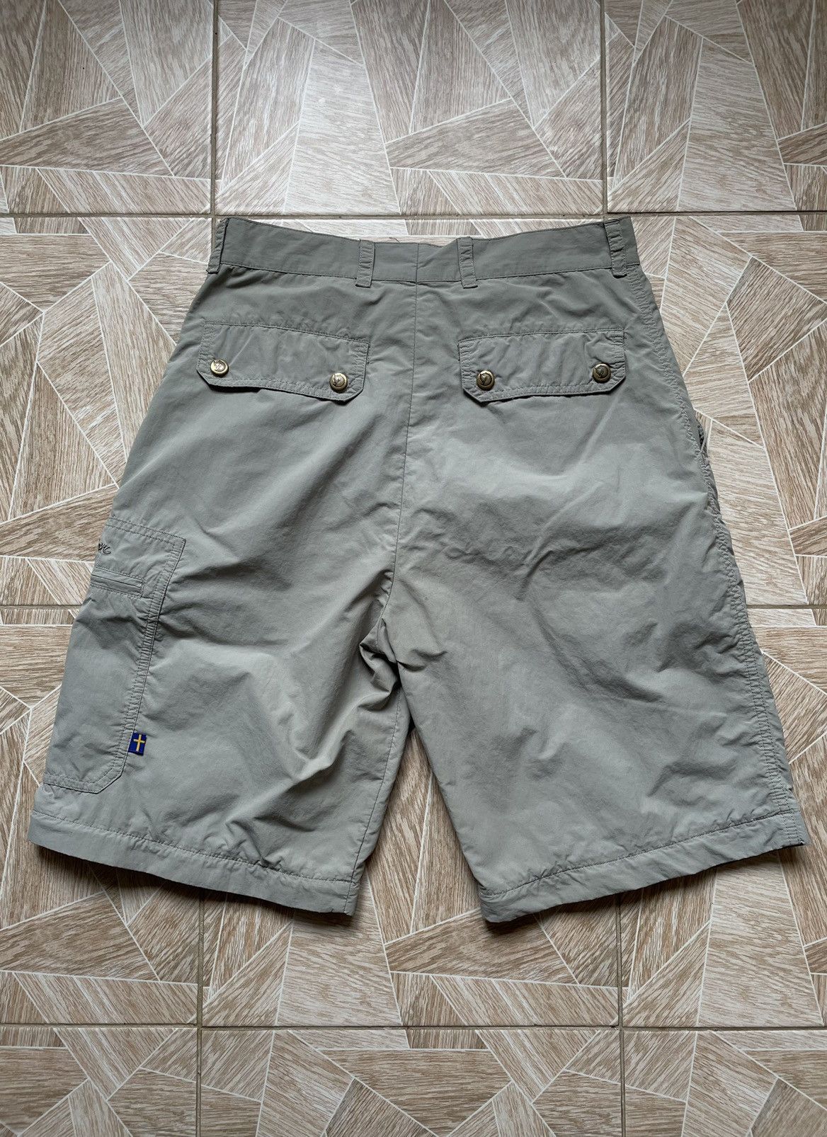 Fjallraven × Vintage Rare Outdoor Fjallraven Multi Pocket Tracking Nylon Shorts Size 27" / US 4 / IT 40 - 2 Thumbnail