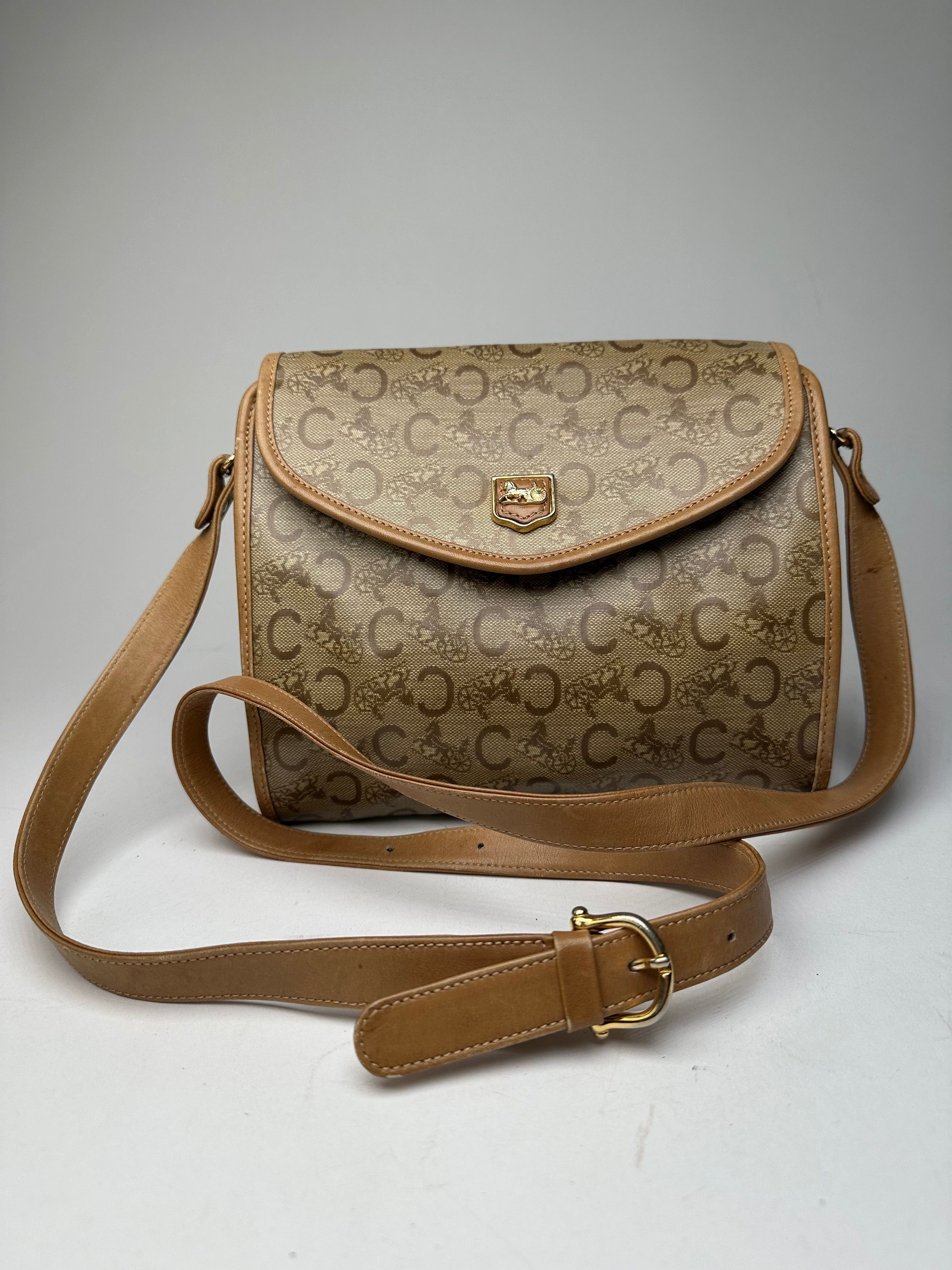 Celine Vintage Monogram Shoulder / Crossbody Bag Gold Beige Size ONE SIZE - 1 Thumbnail