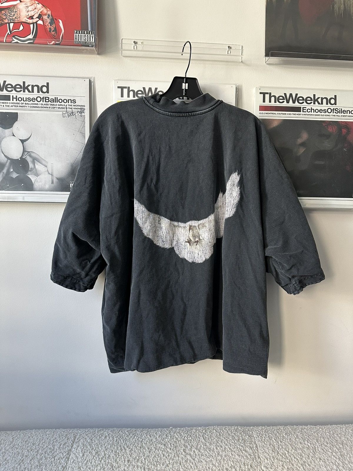 Gap × Yeezy Crop Dove No Seam Tee Washed Black | Grailed