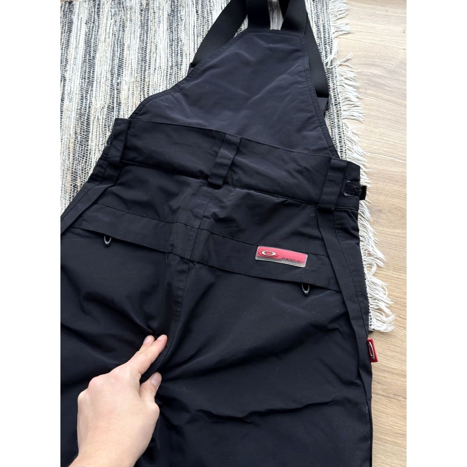 Oakley VINTAGE Oakley Men’s Snow Pants Black Waterproof Insulated Adjustable Suspenders S Size US 29 - 6 Thumbnail