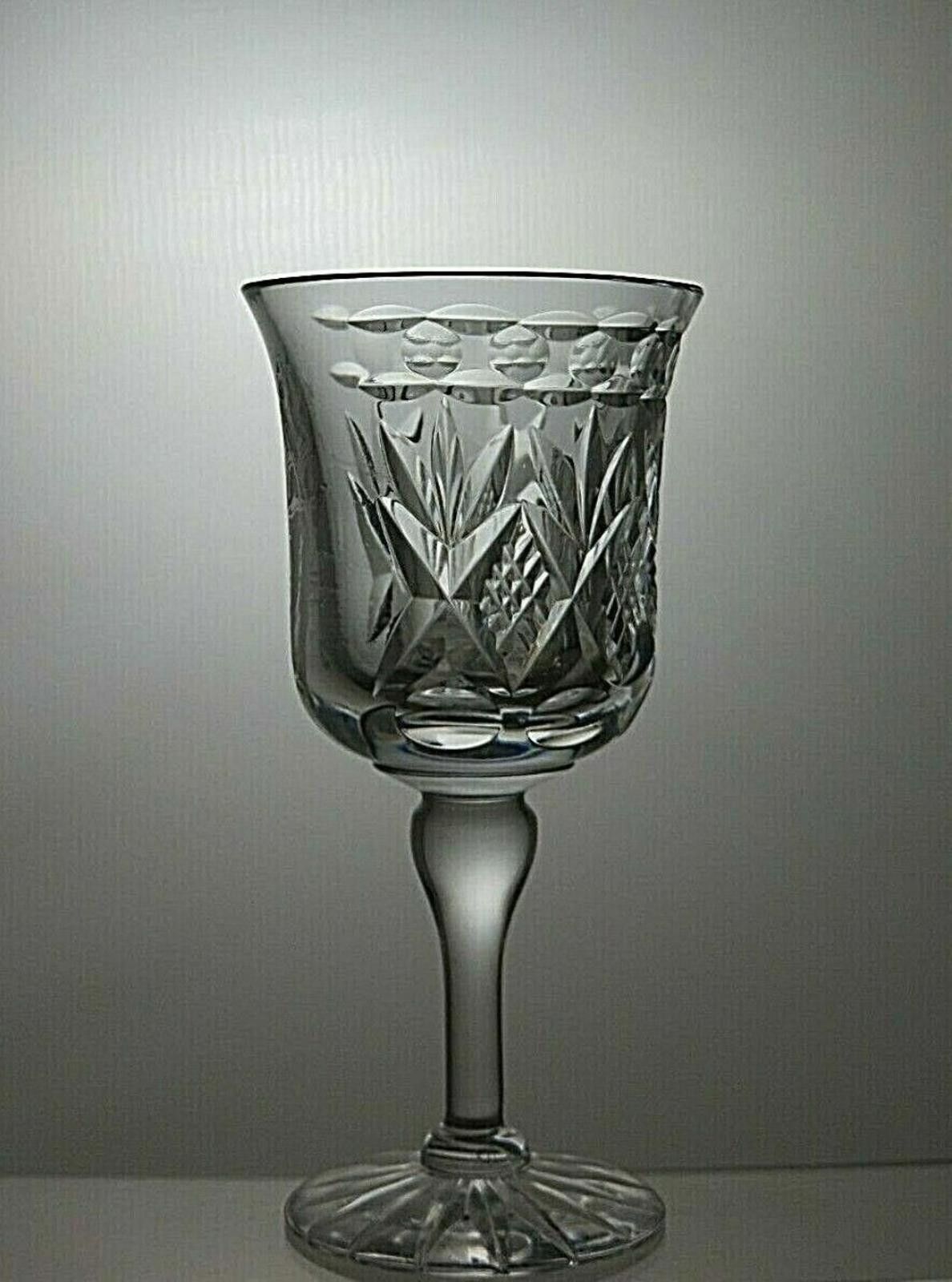 Other Tutbury Crystal Cut Glass Wine Glass Set of 2 Etched Golfer Size ONE SIZE - 4 Thumbnail