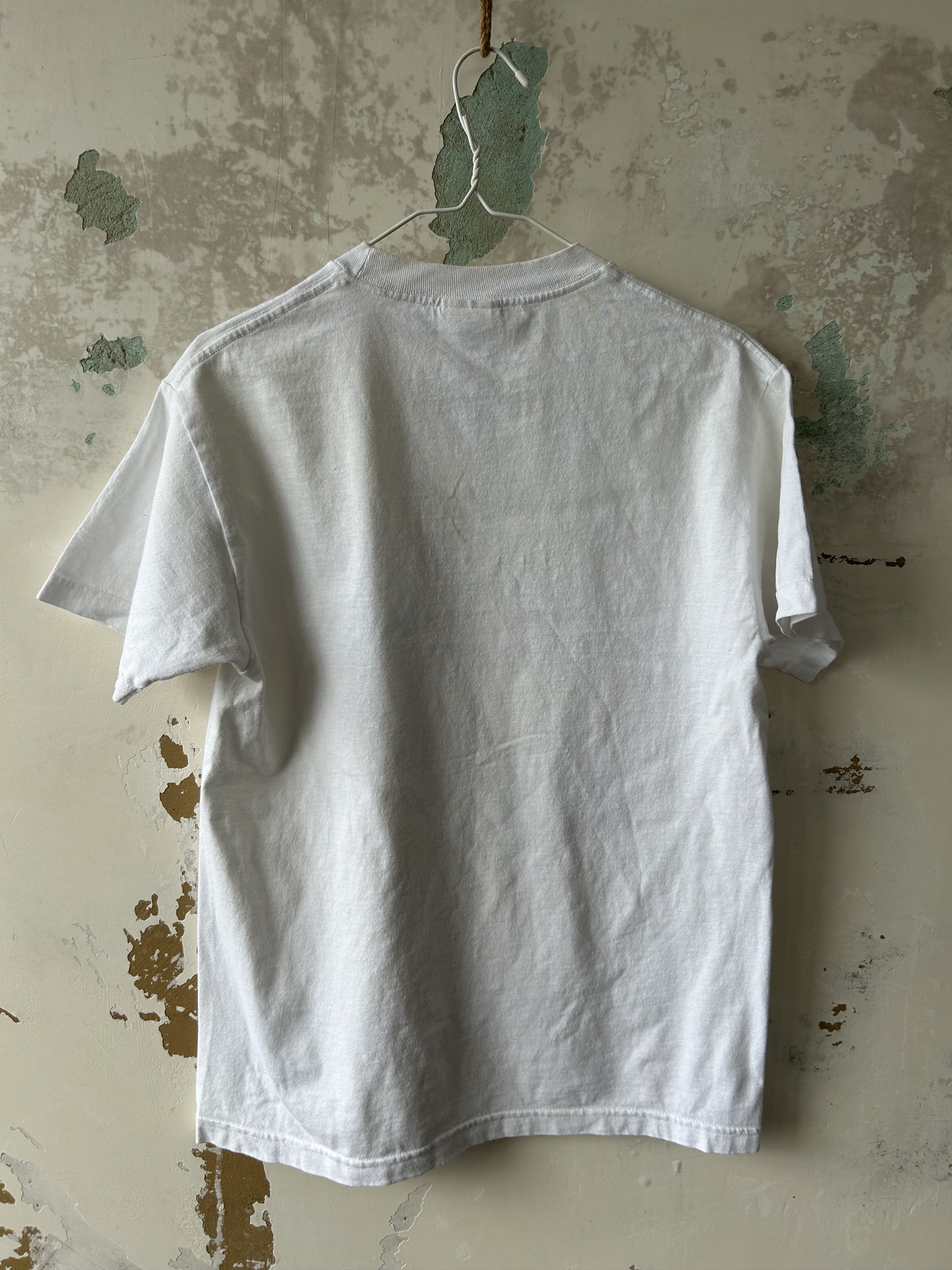 Japanese Brand BTS Tour Shirt rare Size US M / EU 48-50 / 2 - 4 Thumbnail
