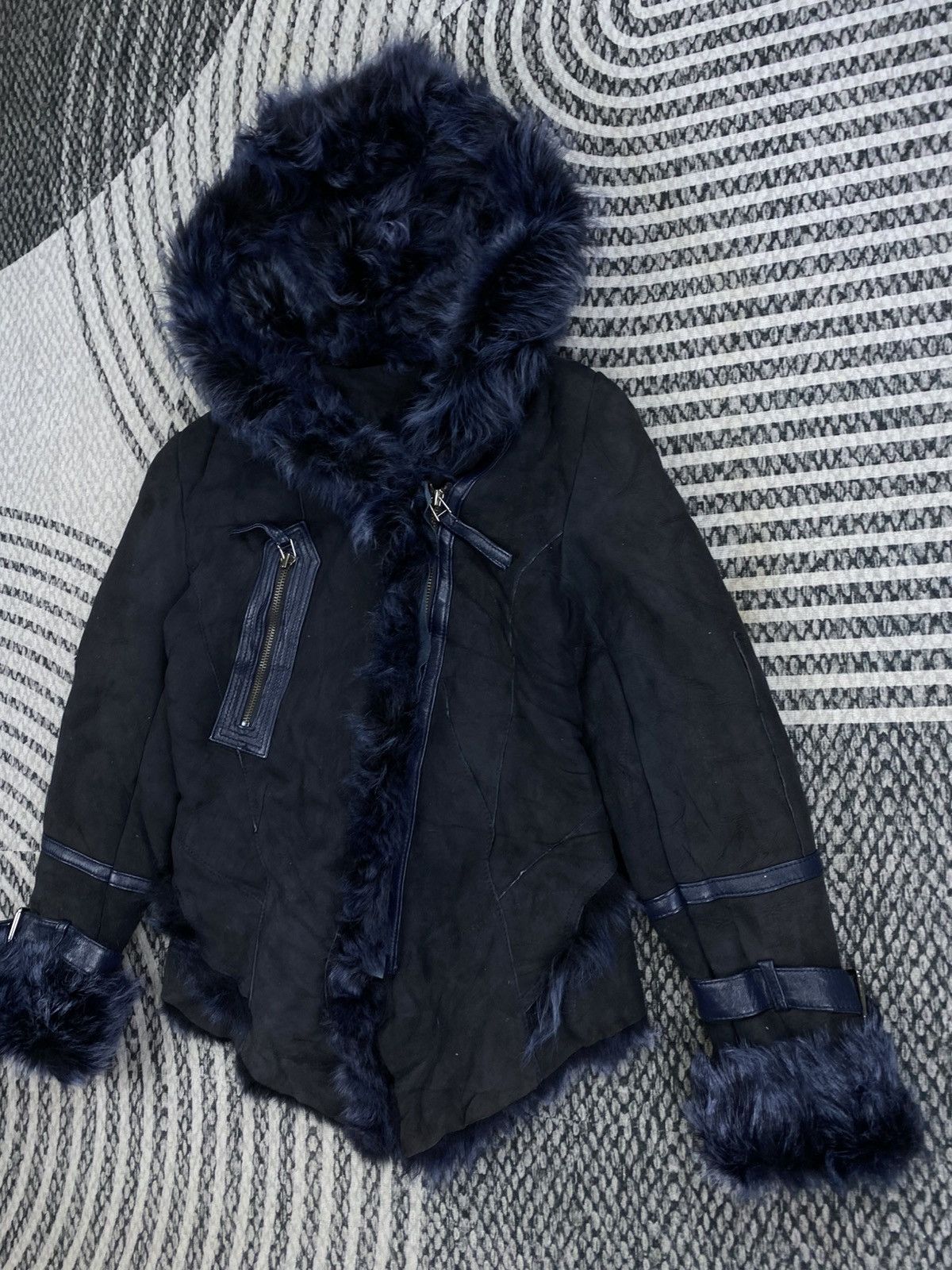 If Six Was Nine 🔥Ferrara Italy Faux Fur Shearling Asymmetrical Hooded Jacket Size US S / EU 44-46 / 1 - 4 Thumbnail