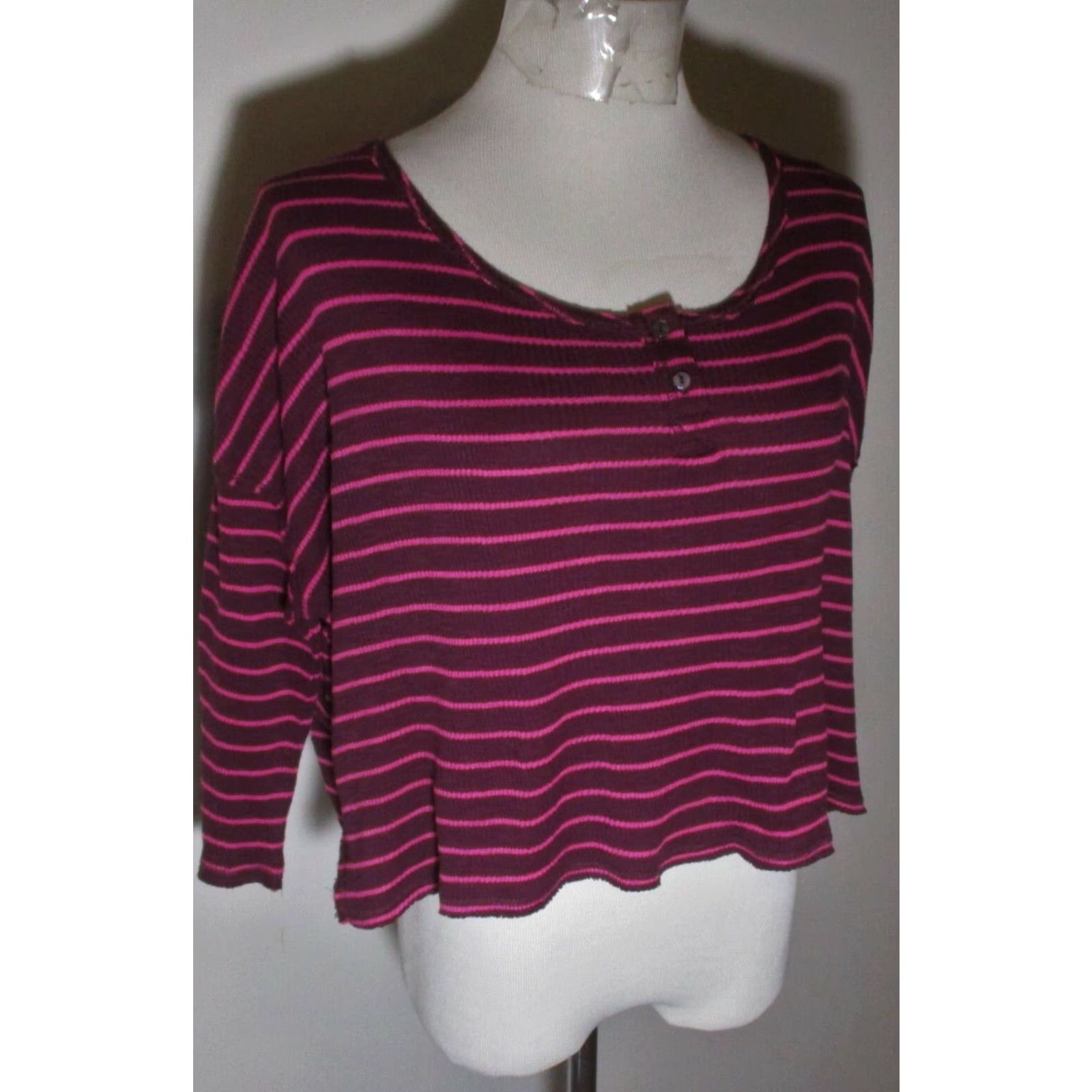 Vintage WE THE FREE Shirt Size M Purple Magenta Cropped Top Size M / US 6-8 / IT 42-44 - 3 Thumbnail