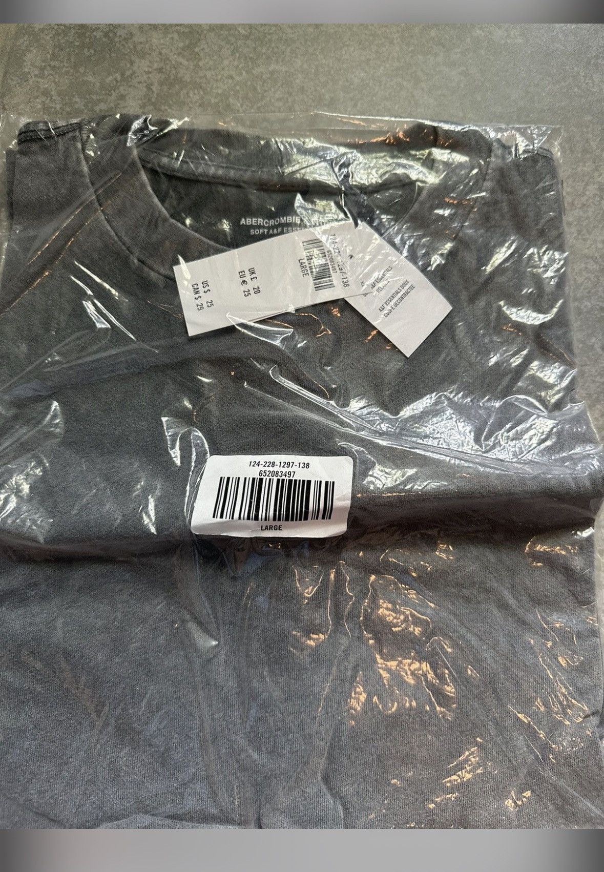 Abercrombie & Fitch Abercrombie & Fitch Relaxed Essential Tee Size US L / EU 52-54 / 3 - 4 Thumbnail