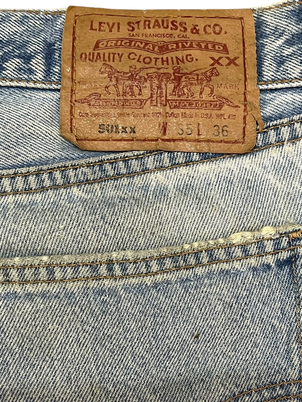 Levi's Vintage Levi’s 501 Faded Distressed Denim Size US 33 - 8 Thumbnail