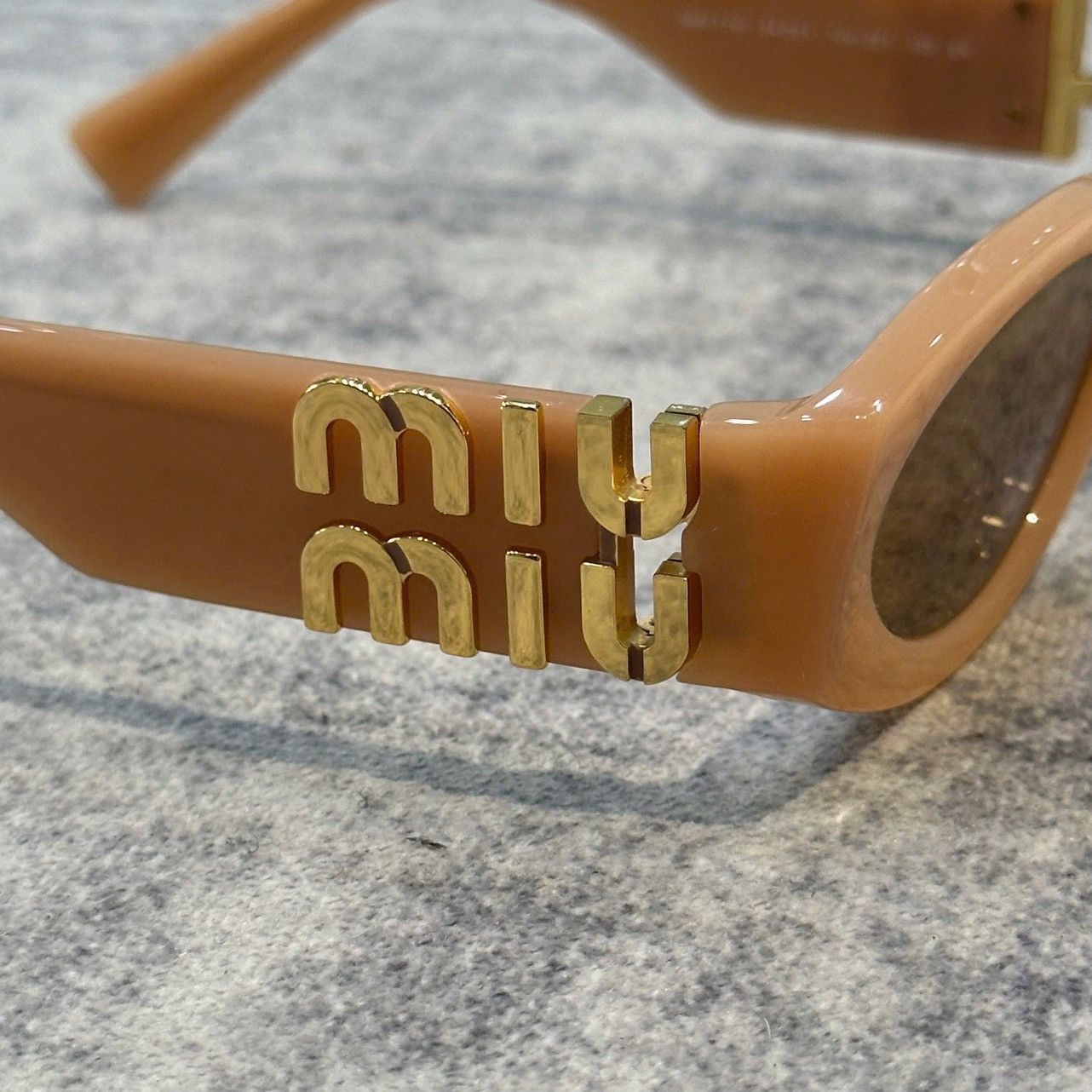Miu Miu MIU MIU 0MU 11WS 14H2Z1 Size ONE SIZE - 3 Thumbnail