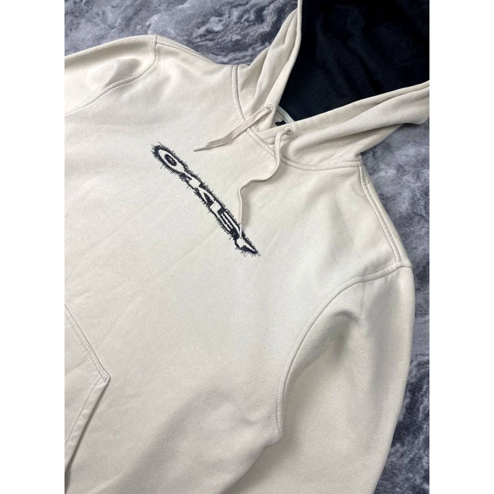 Oakley VINTAGE Oakley Hoodie Men L Beige 90s Logo Pullover Hooded Long Sleeve Crew Neck Cotton Fleece Regular Size L Size US L / EU 52-54 / 3 - 2 Thumbnail