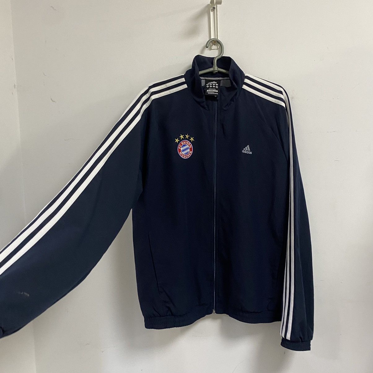 Adidas Vintage 90's Adidas x FC Bavaria long sleeve jersey Size US M / EU 48-50 / 2 - 5 Thumbnail