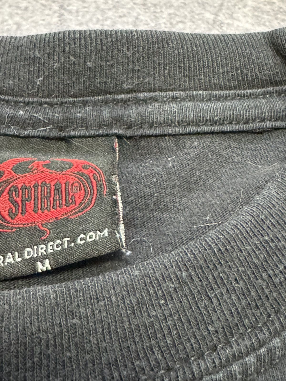 Vintage Vintage 90s Skull Longsleeve Spiral Y2K Affliction Style Size US M / EU 48-50 / 2 - 4 Thumbnail