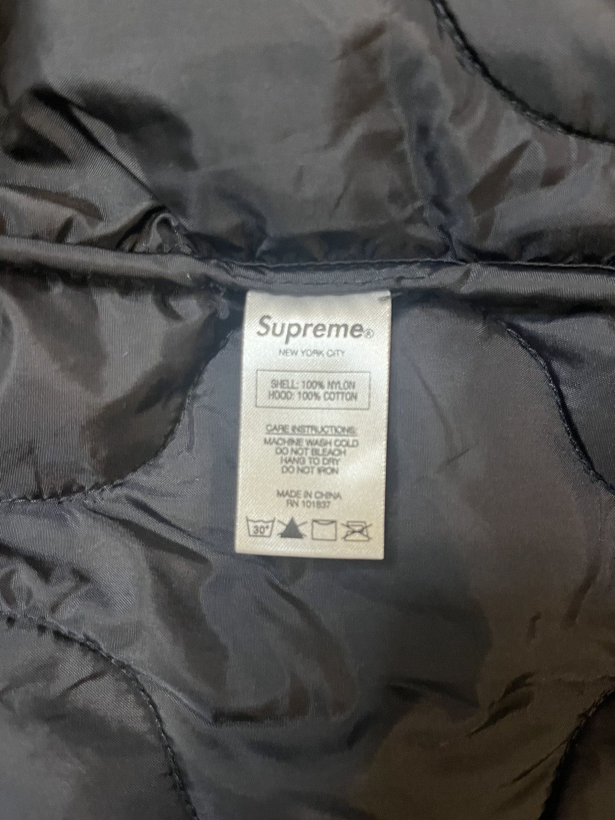 Supreme Supreme Quilted Jacket. “I pledge allegiance to shit” Large Size US L / EU 52-54 / 3 - 7 Thumbnail