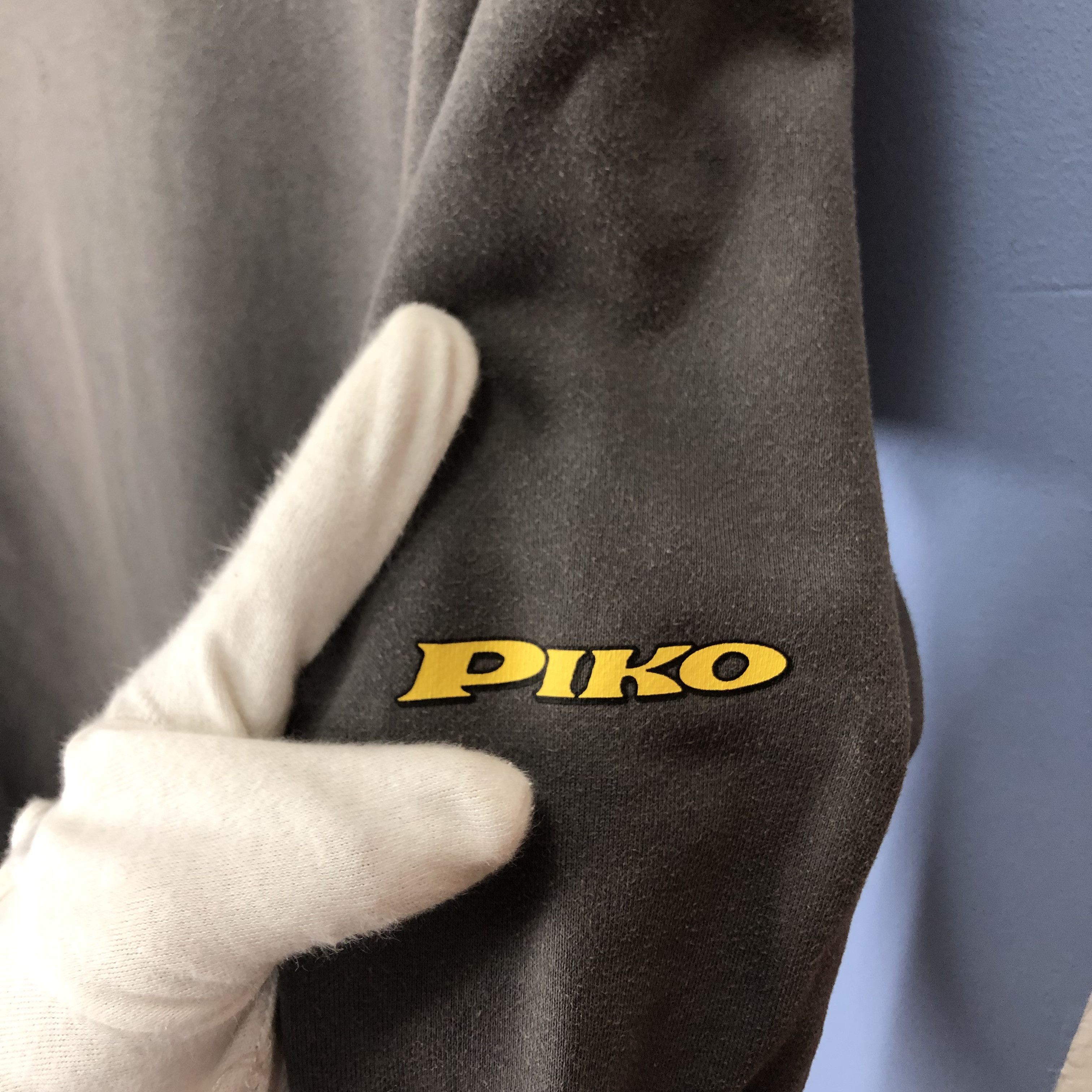 Vintage Vintage PIKO HAWAIIAN LONGBOARD Sweatshirt #1642/03 Size US L / EU 52-54 / 3 - 10 Thumbnail