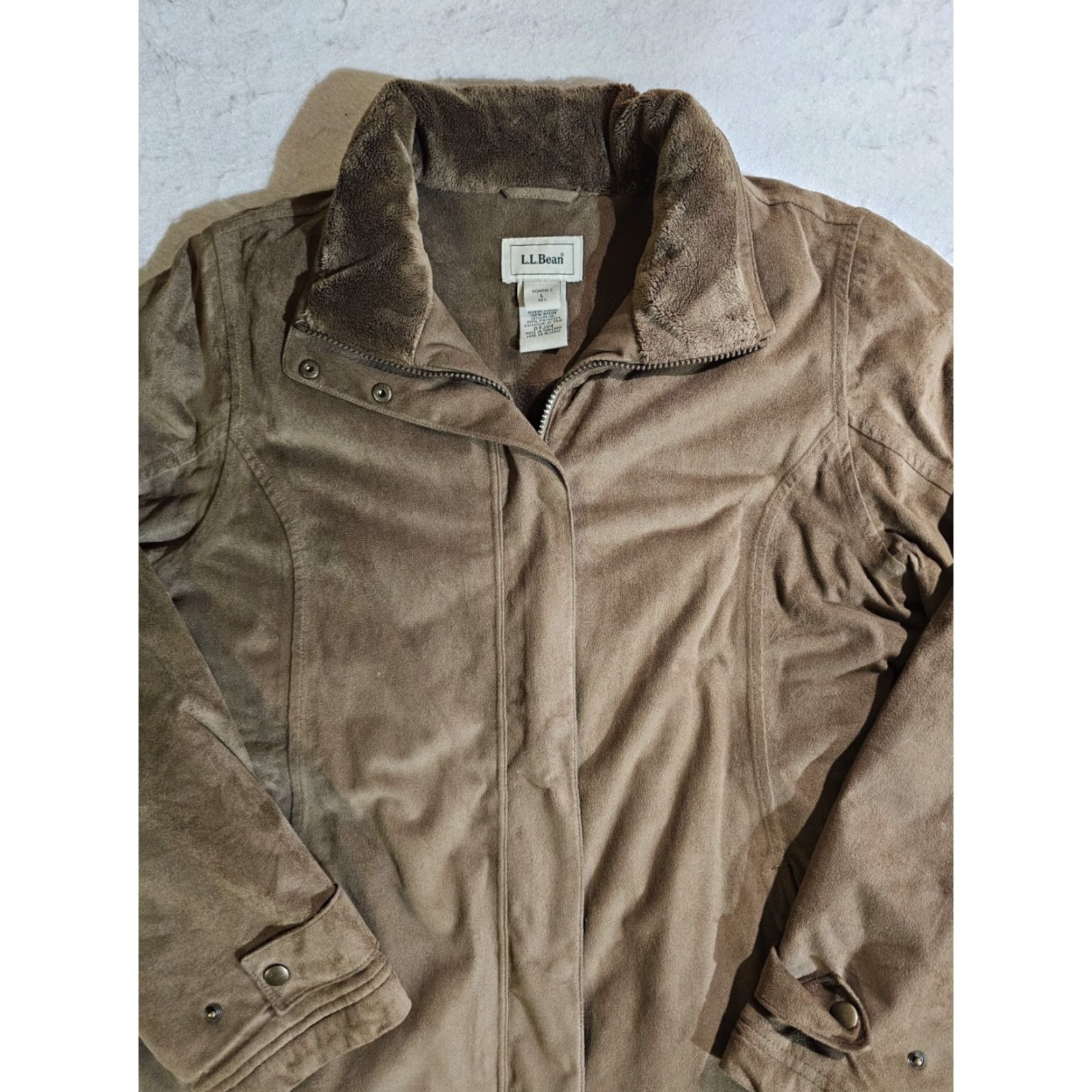 Vintage VINTAGE L.L. BEAN Faux Fur Lined Faux Suede Bomber Style Jacket Womens Sz Large Brown Size L / US 10 / IT 46 - 2 Thumbnail