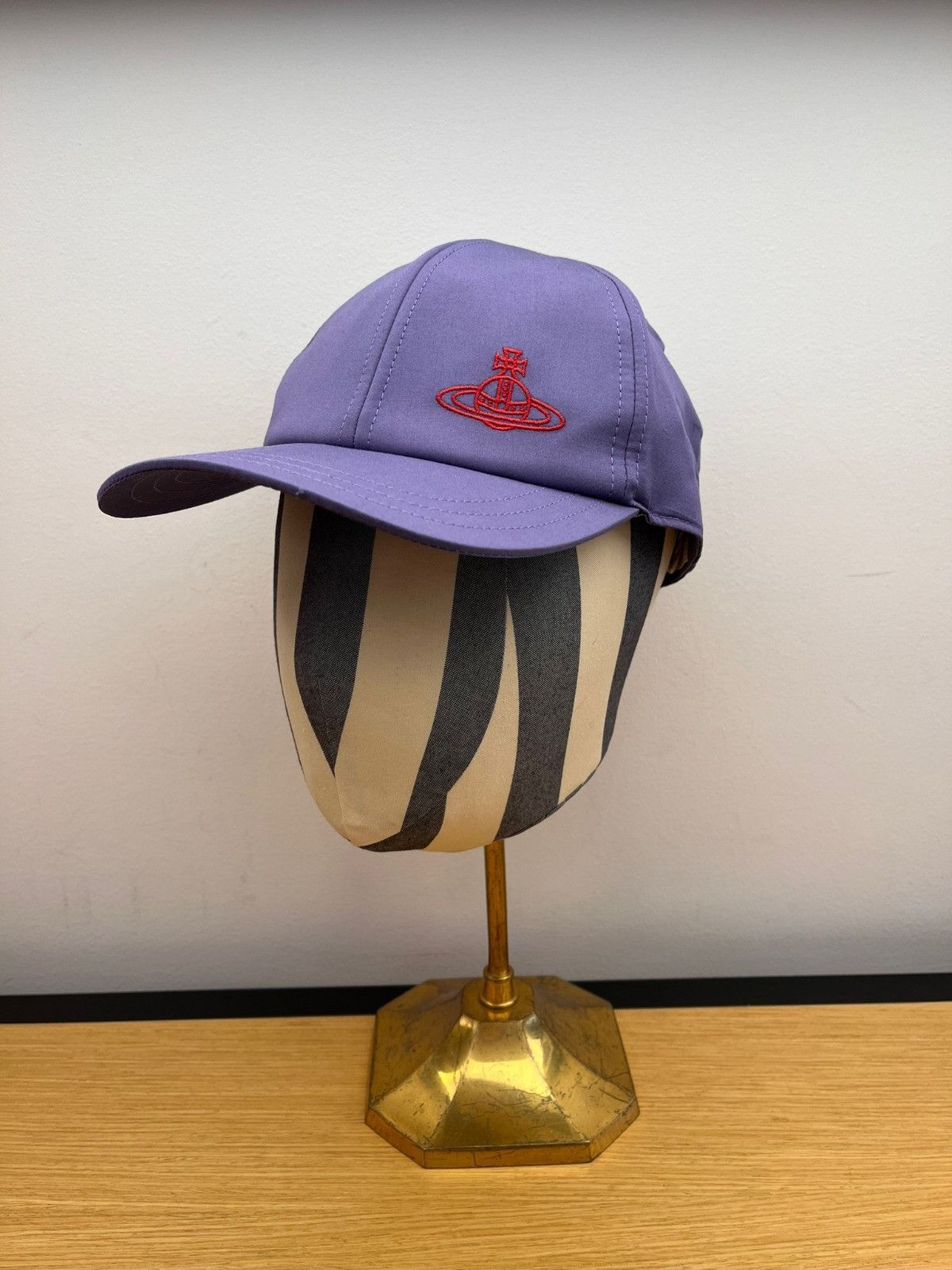 Vivienne Westwood o1f1d3z0825 Size: L/XL / Unisex Baseball Cap / Hat in Purple Size ONE SIZE - 1 Preview