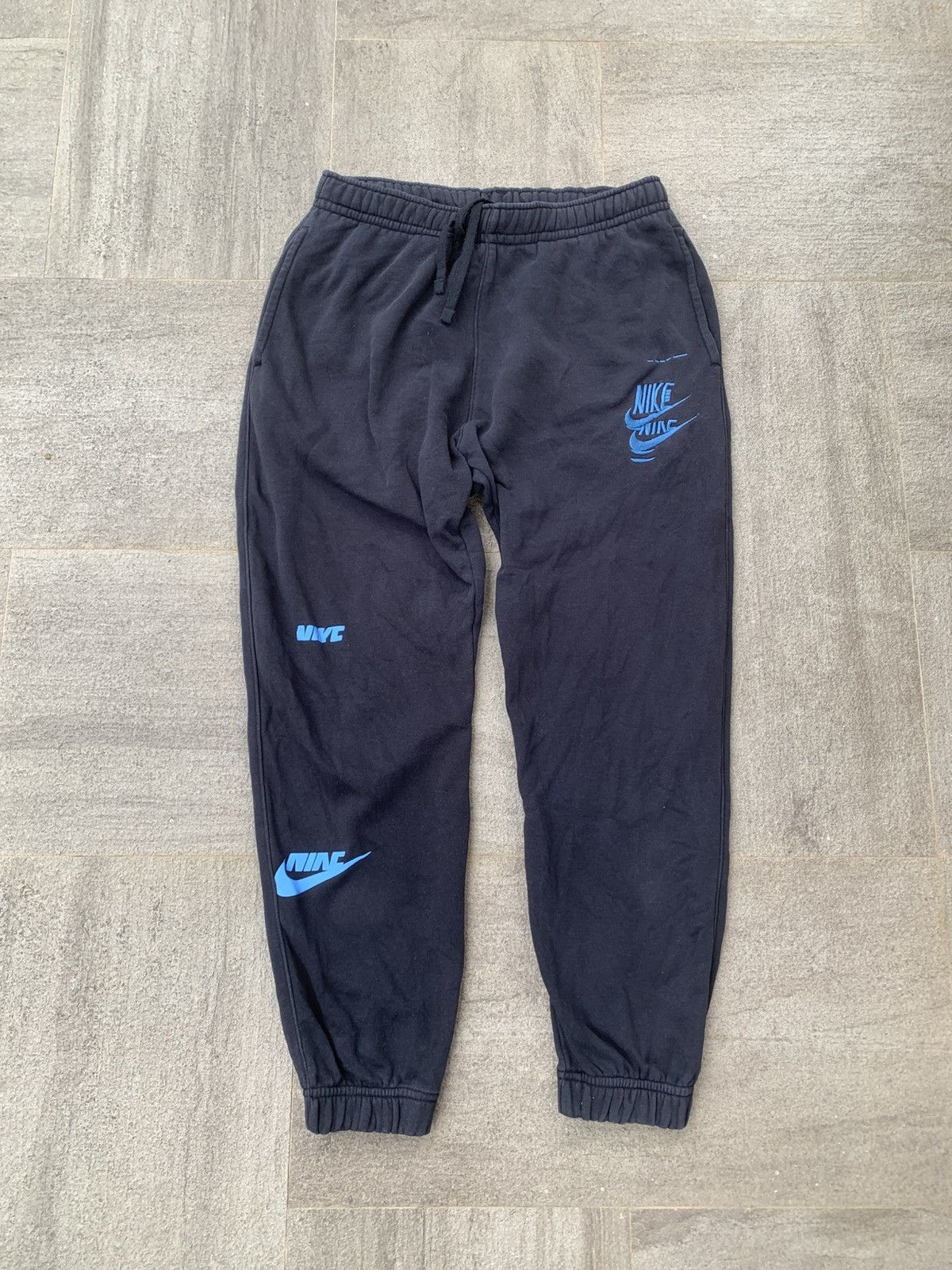 Nike Nike Sweatpants Size US 30 / EU 46 - 1 Thumbnail