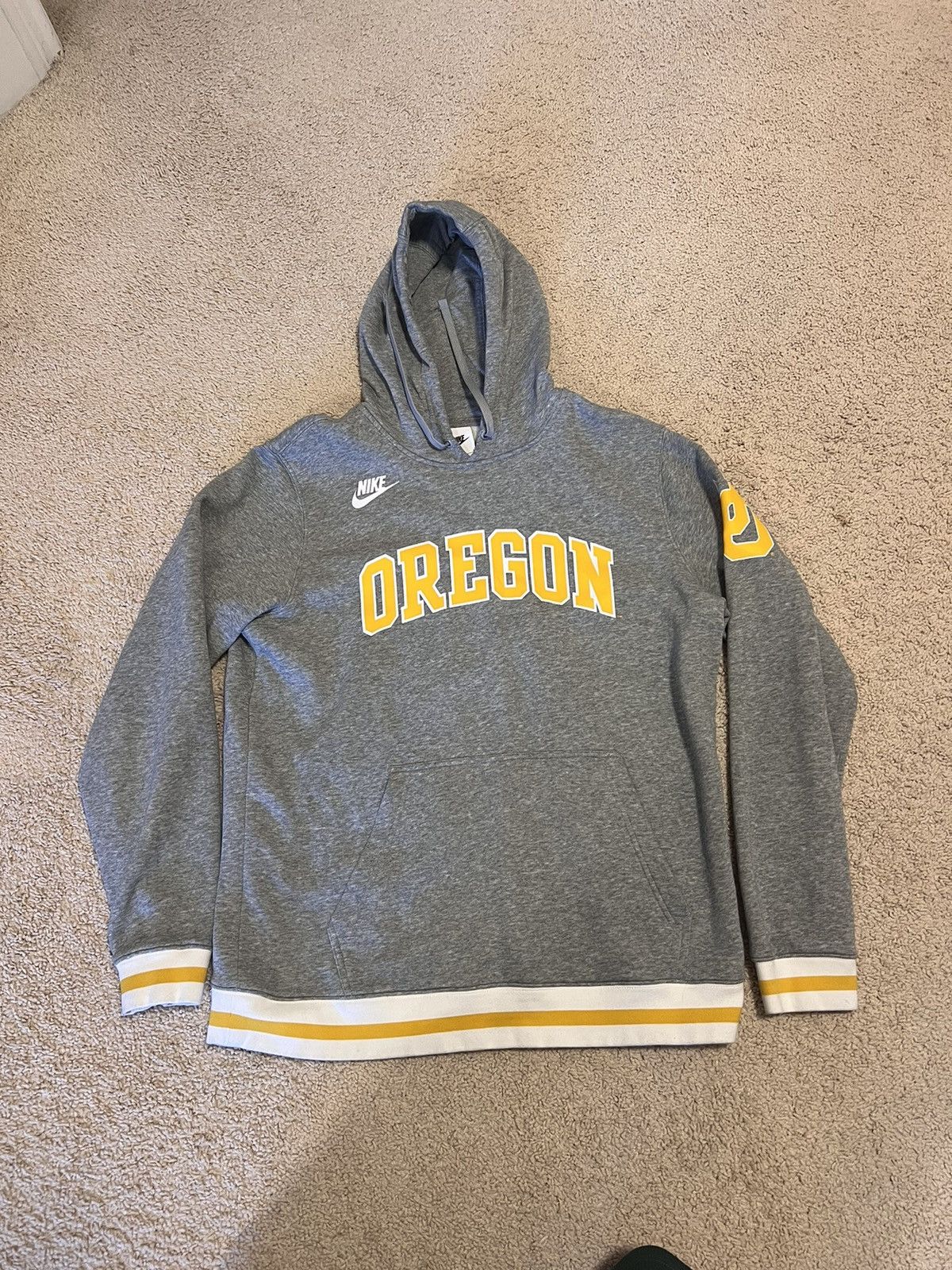 Nike × Vintage Oregon Ducks Grey Hoodie Size US L / EU 52-54 / 3 - 1 Thumbnail