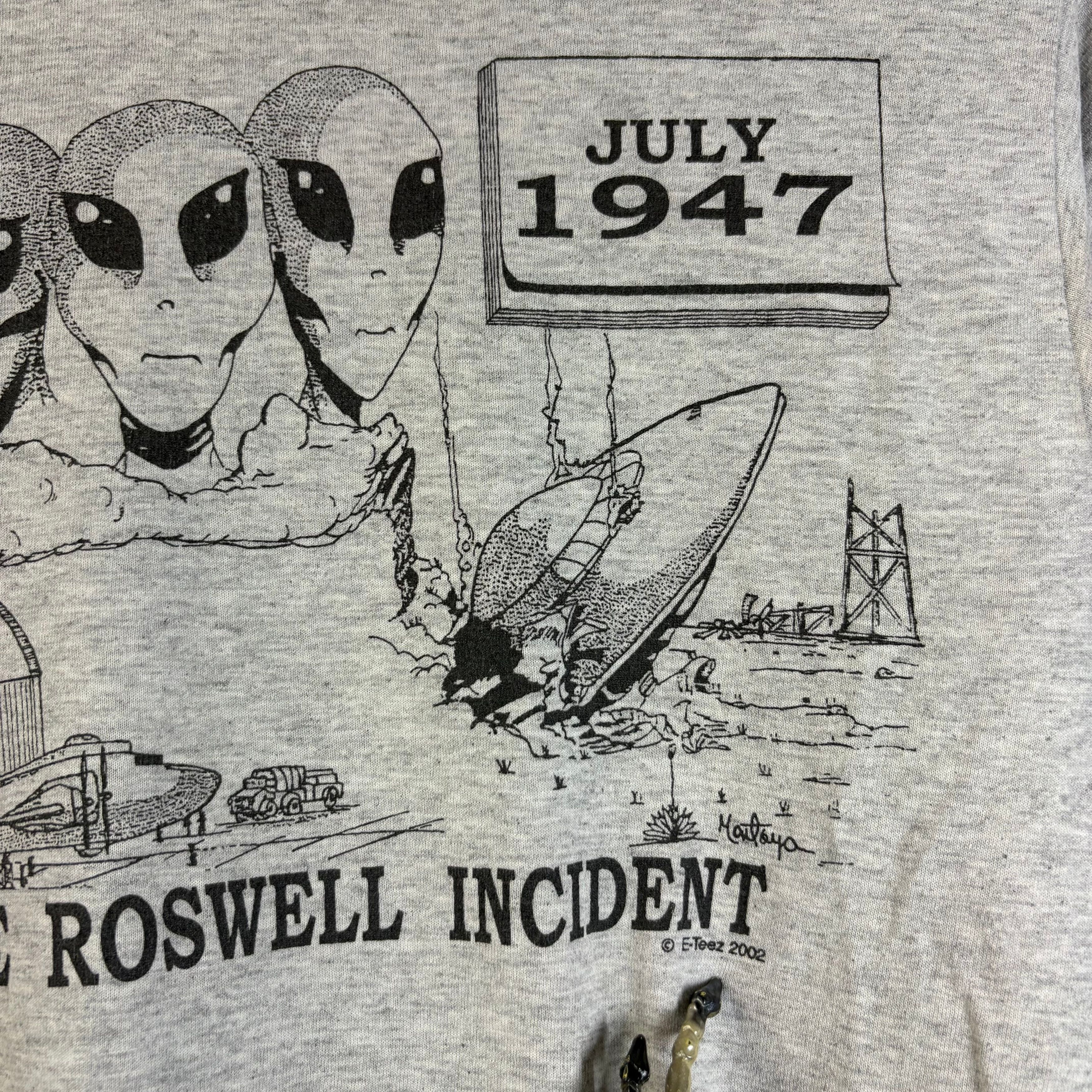 Vintage Aliens 2002 " Rosell Incident" Tee Size Small Size US S / EU 44-46 / 1 - 2 Thumbnail