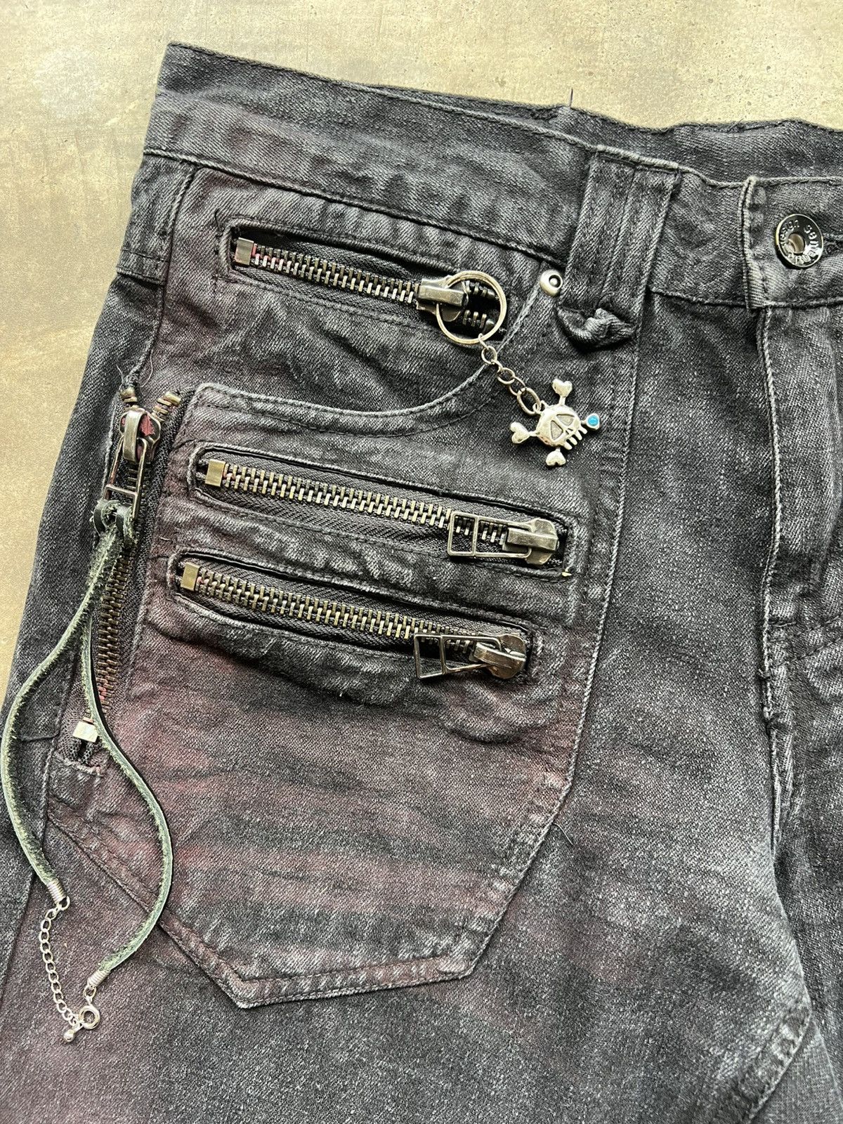 semanticdesign 2000’s Semantic Design Punk Skull Flared Jeans Wax Style Size US 31 - 9 Thumbnail