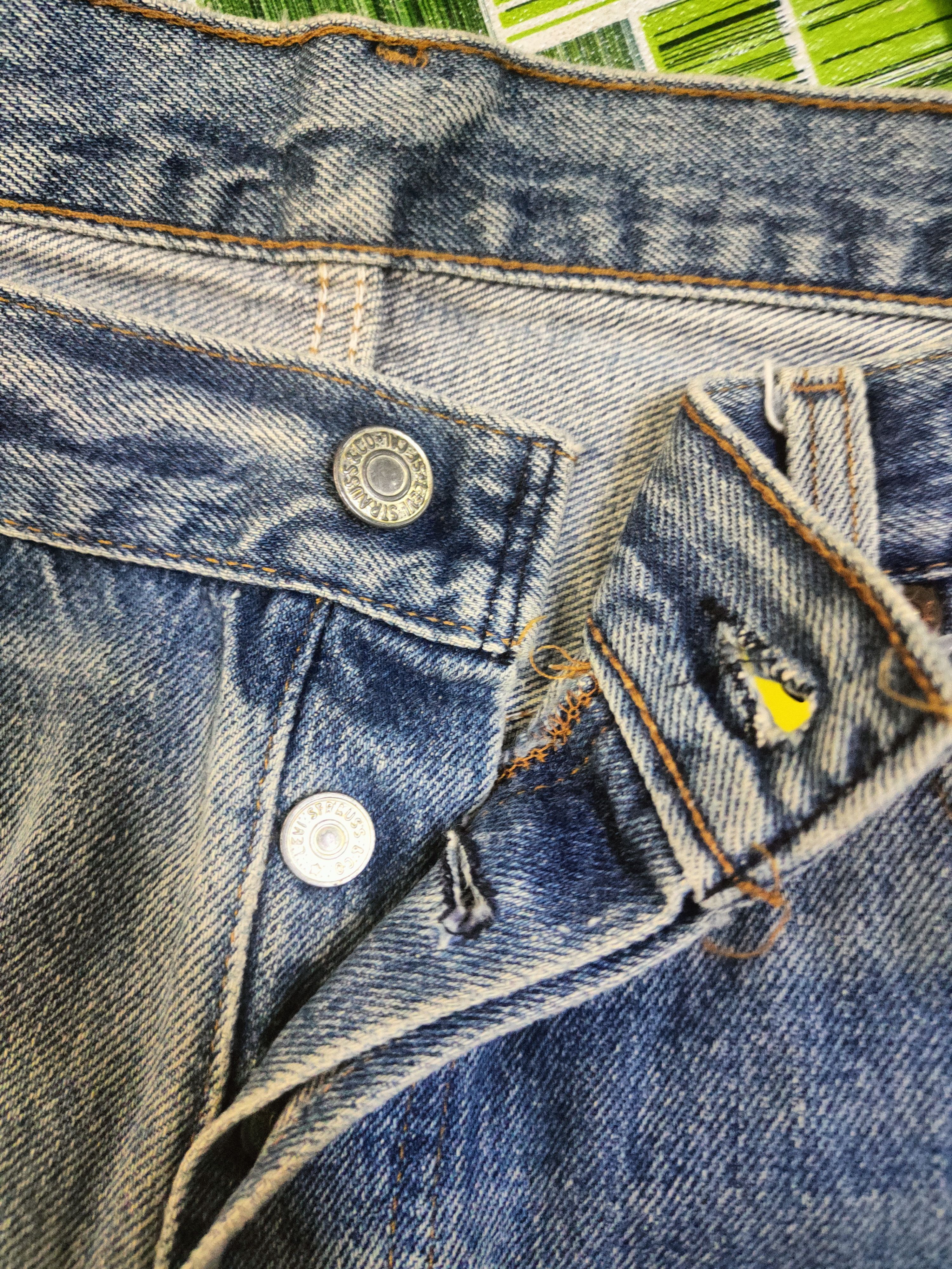 Levi's DL 80' Levi's Blue Distressed Ripped Jeans #W2268 Size US 36 / EU 52 - 18 Thumbnail