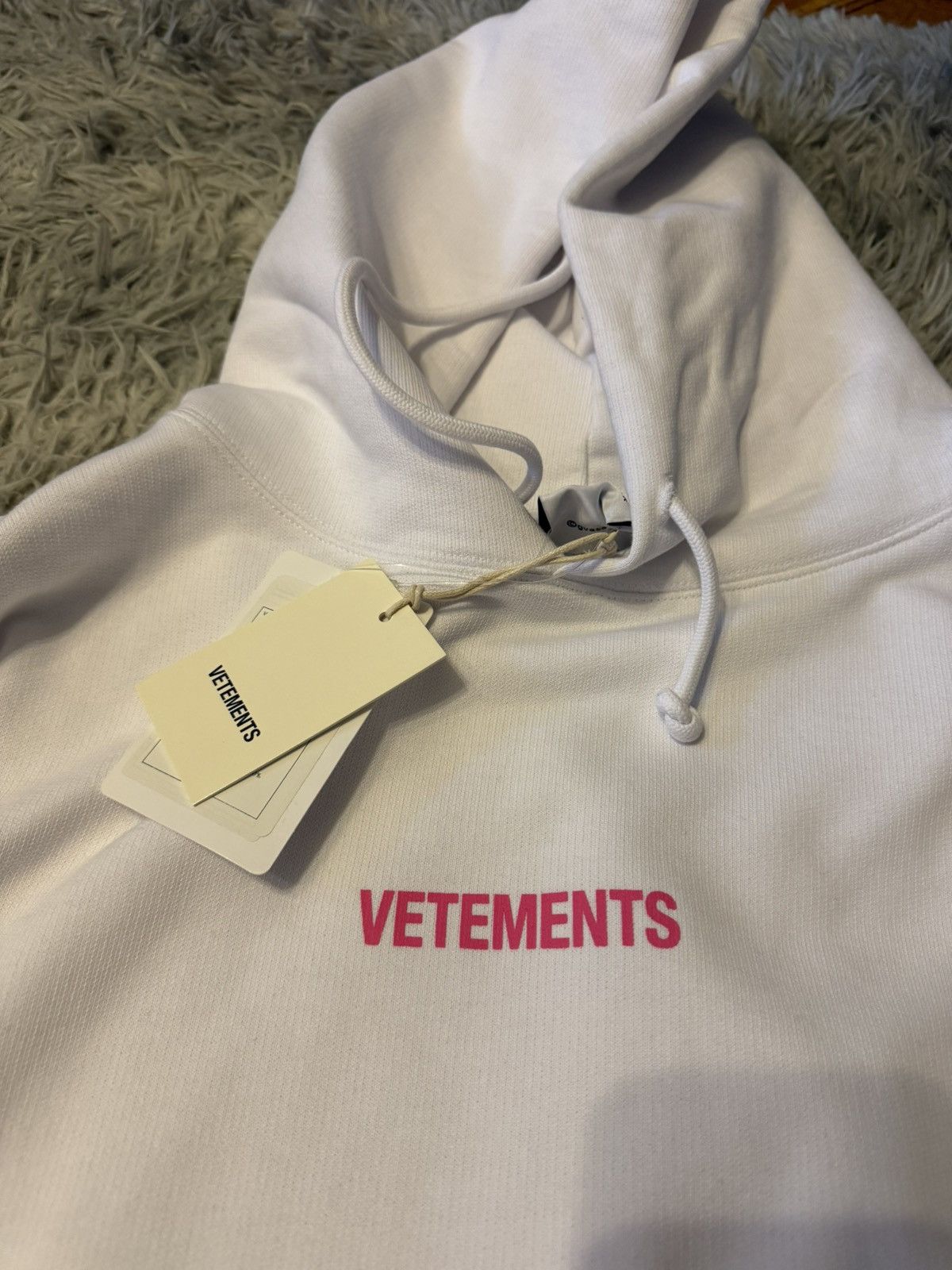 Vetements SS22 printed hoodie Size US M / EU 48-50 / 2 - 2 Thumbnail