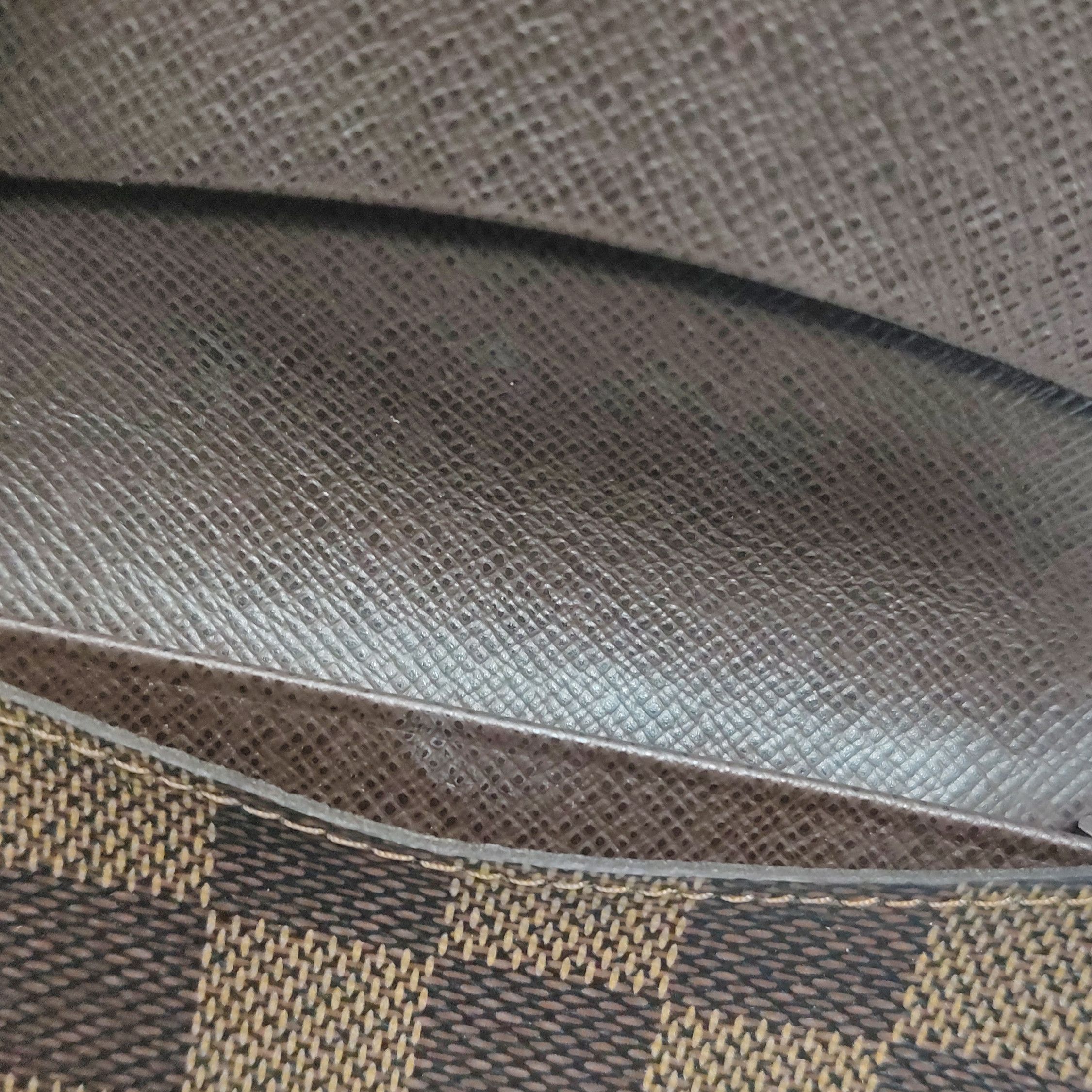 Louis Vuitton Louis Vuitton (LV) Cowhide Checkerboard Flap Card Holder -y Size ONE SIZE - 7 Thumbnail