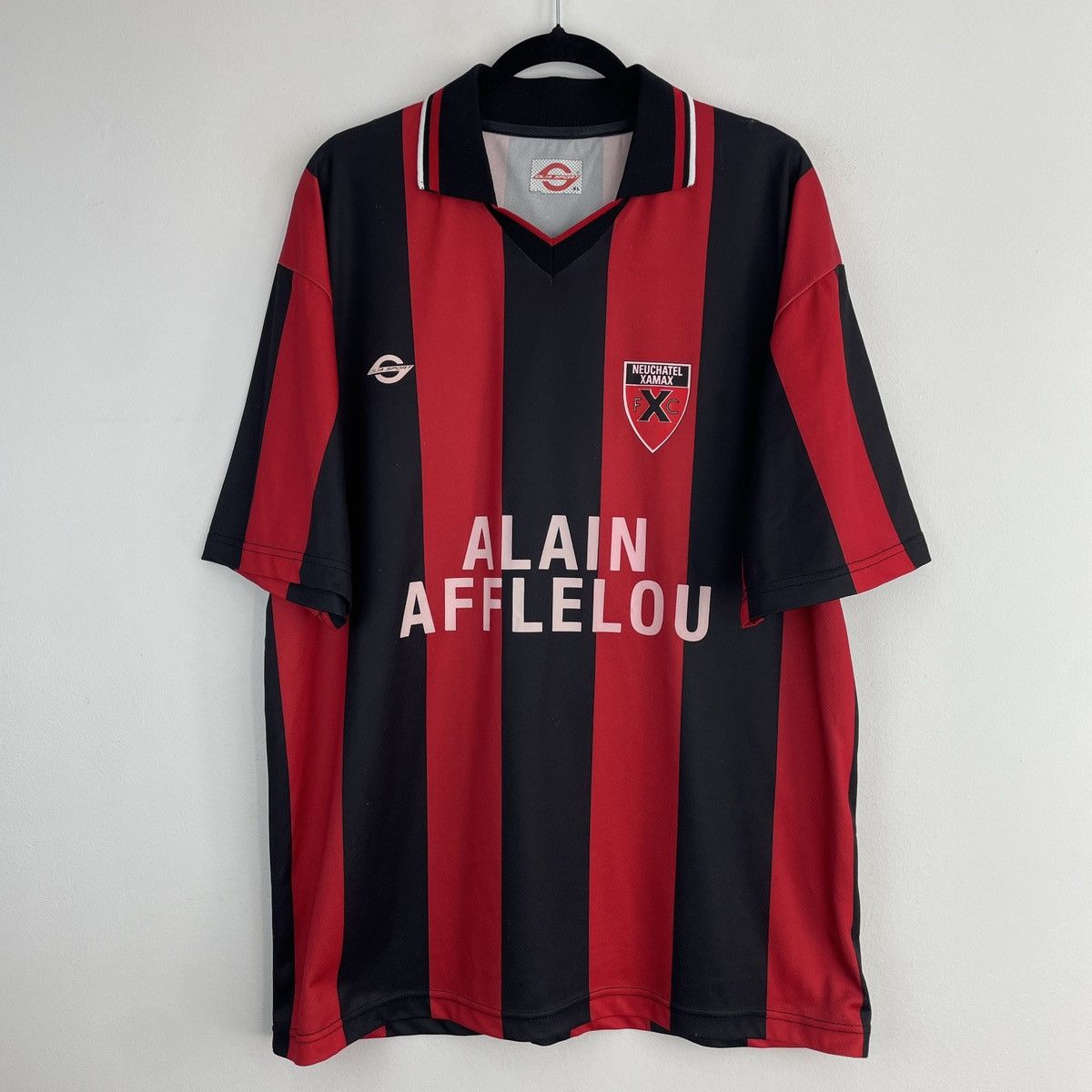 Vintage Neuchatel Xamax Retro Home Jersey Shirt Size XL Size US XL / EU 56 / 4 - 1 Thumbnail