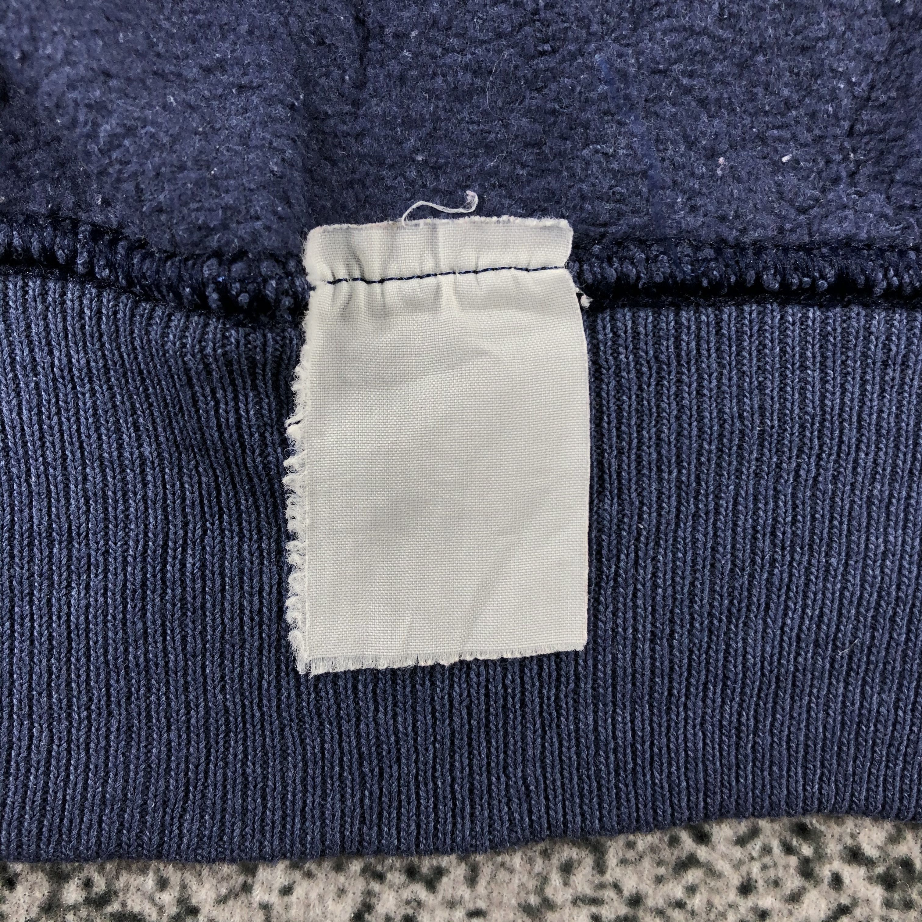 Champion Vintage Yale University Champion Crewneck Sweatshirt F127 Size US M / EU 48-50 / 2 - 5 Thumbnail