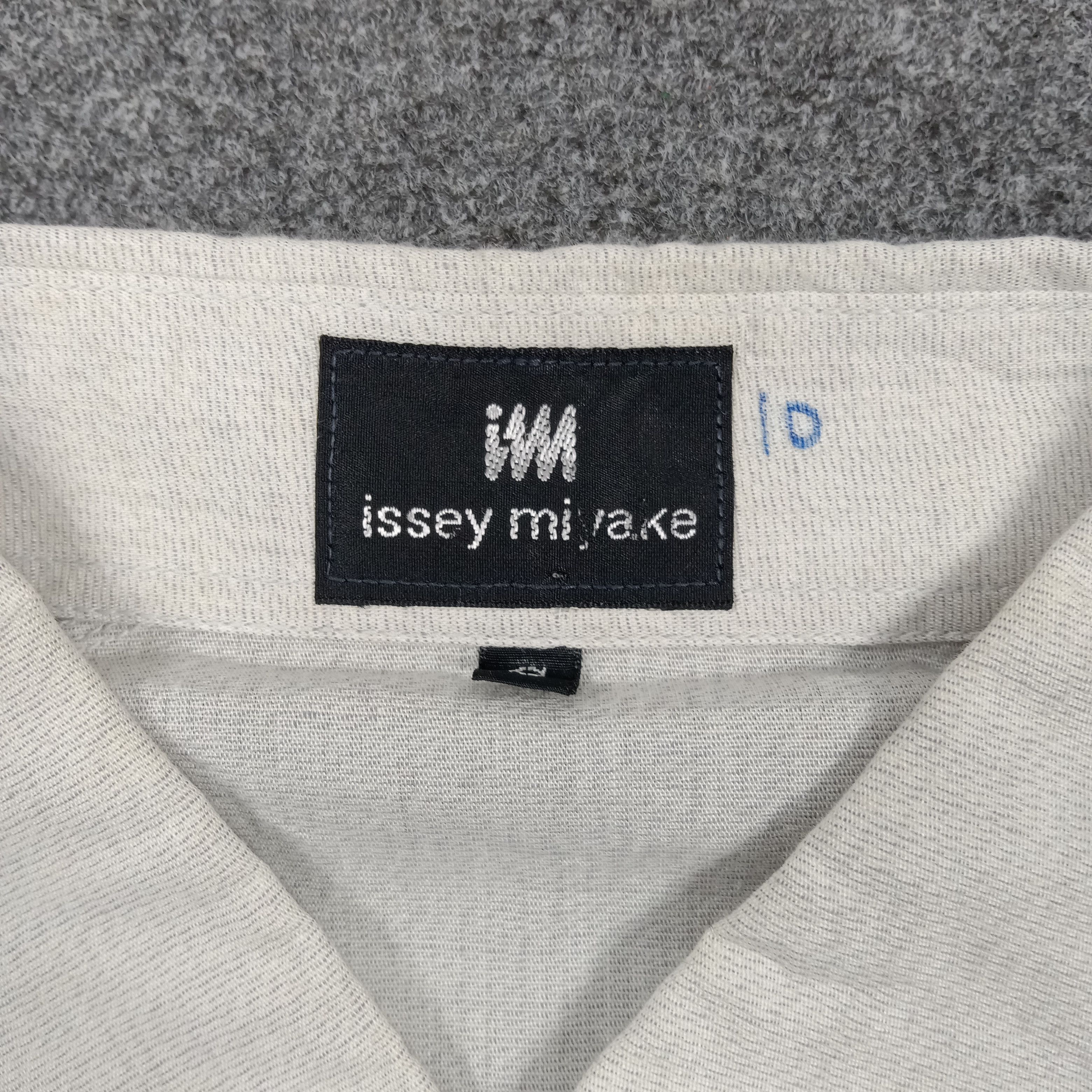 Issey Miyake Issey Miyake Japanese Designer Plain Button Up Shirt C294N63 Size US M / EU 48-50 / 2 - 3 Thumbnail