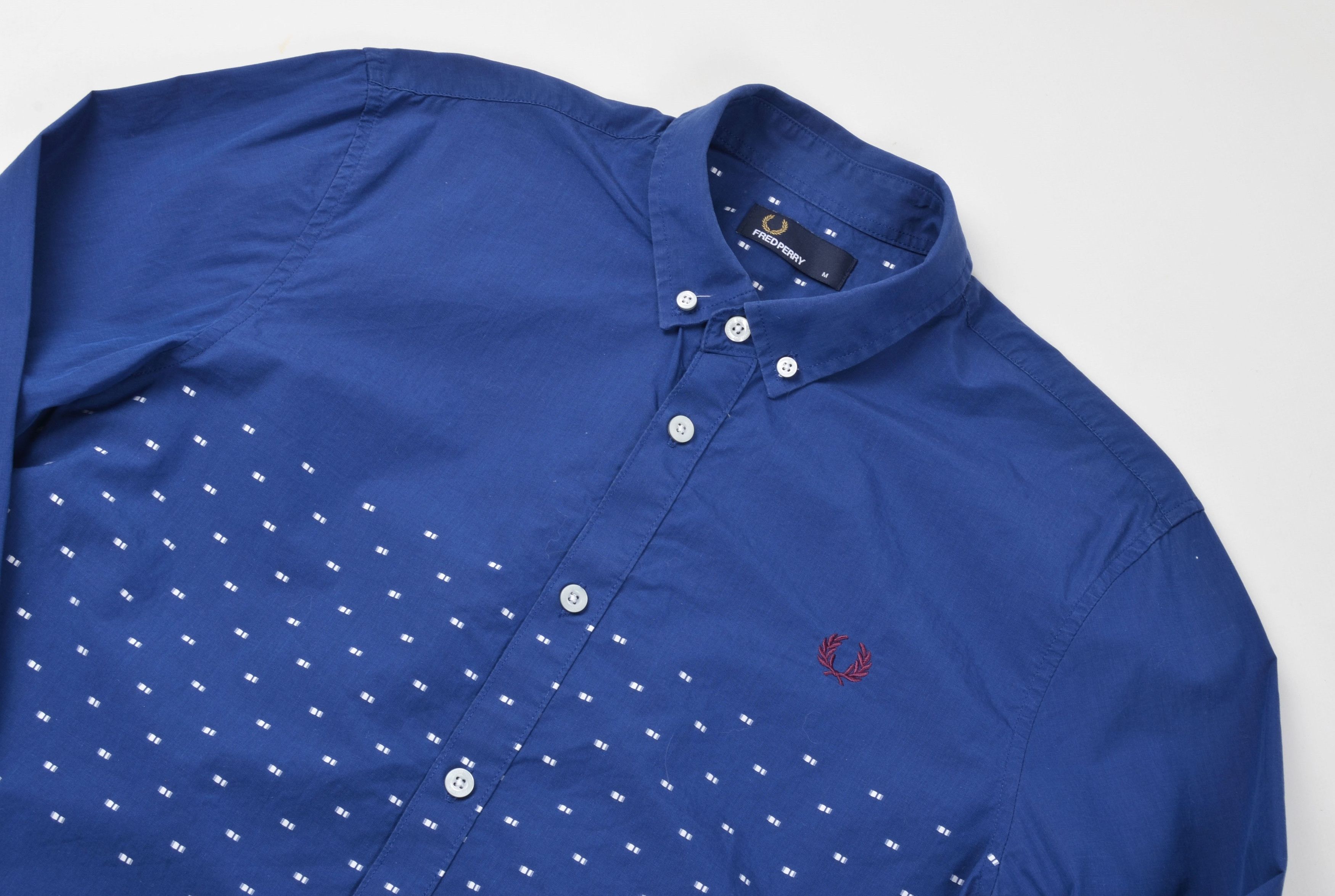 Fred Perry Fred Perry Men's Blue Long Sleeve Button Up Shirt Size US M / EU 48-50 / 2 - 2 Thumbnail