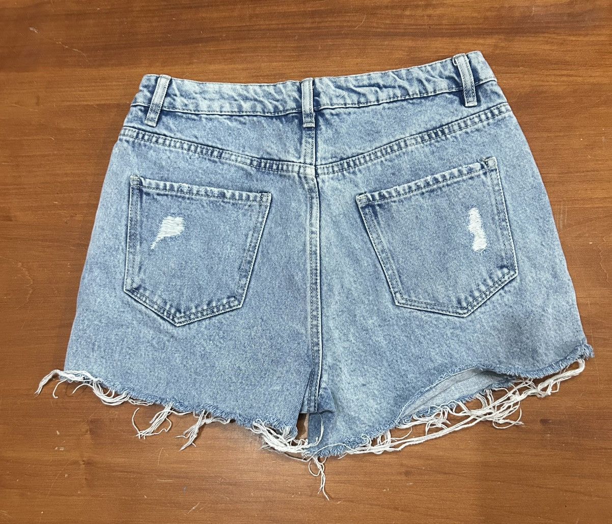 Other SWS Denim Distressed Light Wash Shorts Size 32" / US 10 / IT 46 - 2 Thumbnail