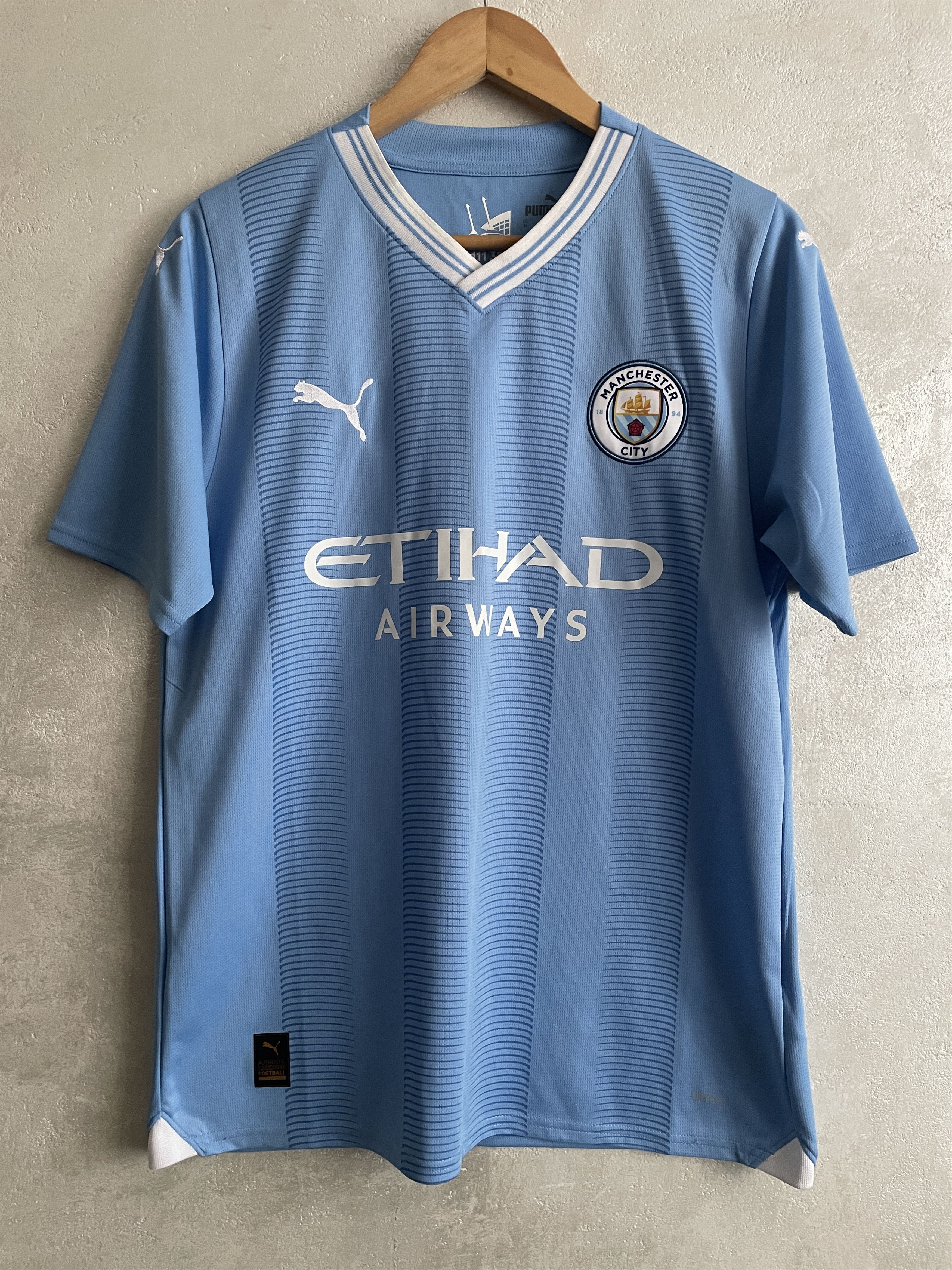 Puma Manchester City Home Shirt 2023-2024 Soccer Jersey Size US M / EU 48-50 / 2 - 1 Thumbnail