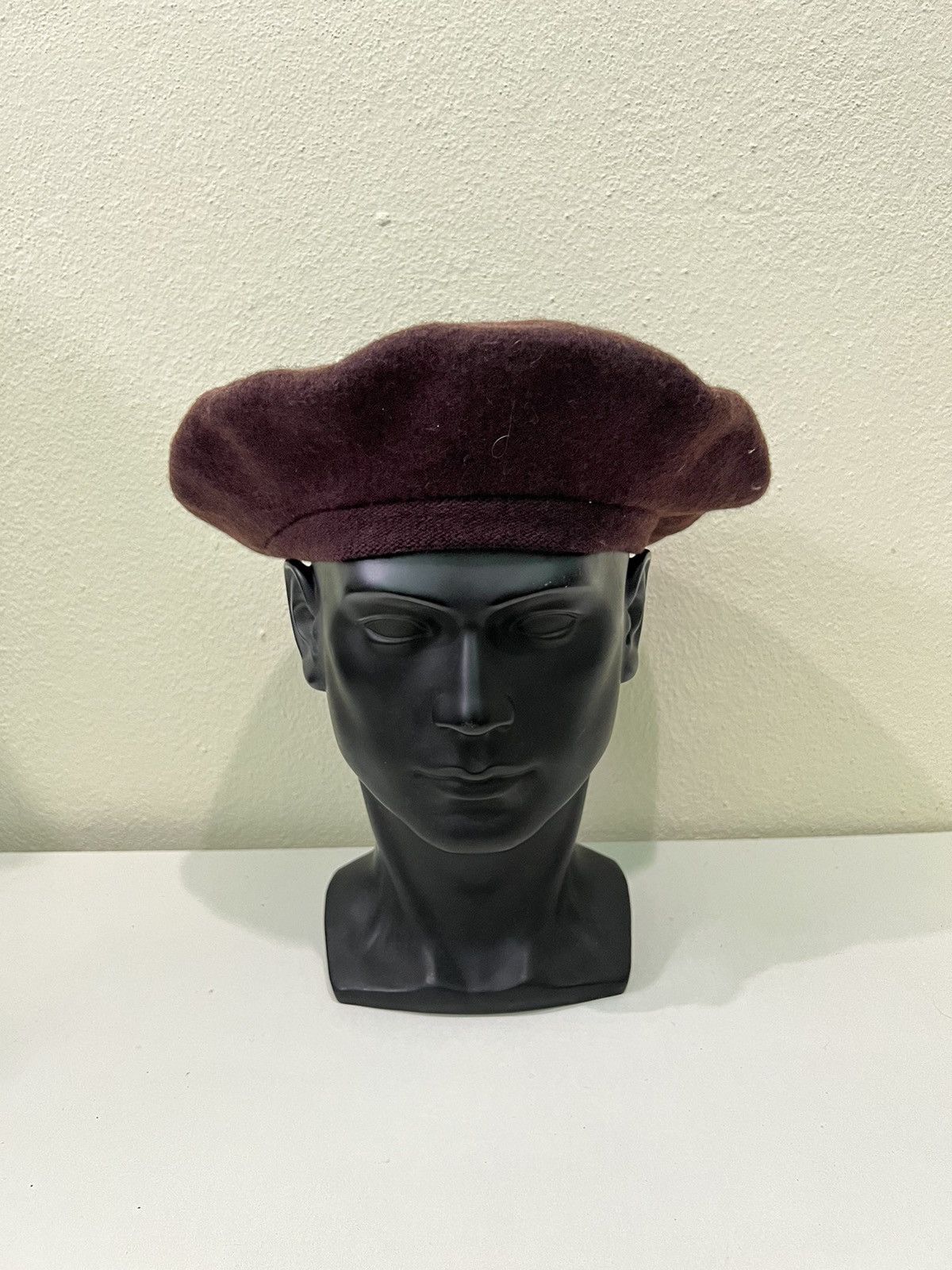 Japanese Brand × Uniqlo Japanese Brand Uniqlo Fur Beret Hat Size ONE SIZE - 2 Thumbnail