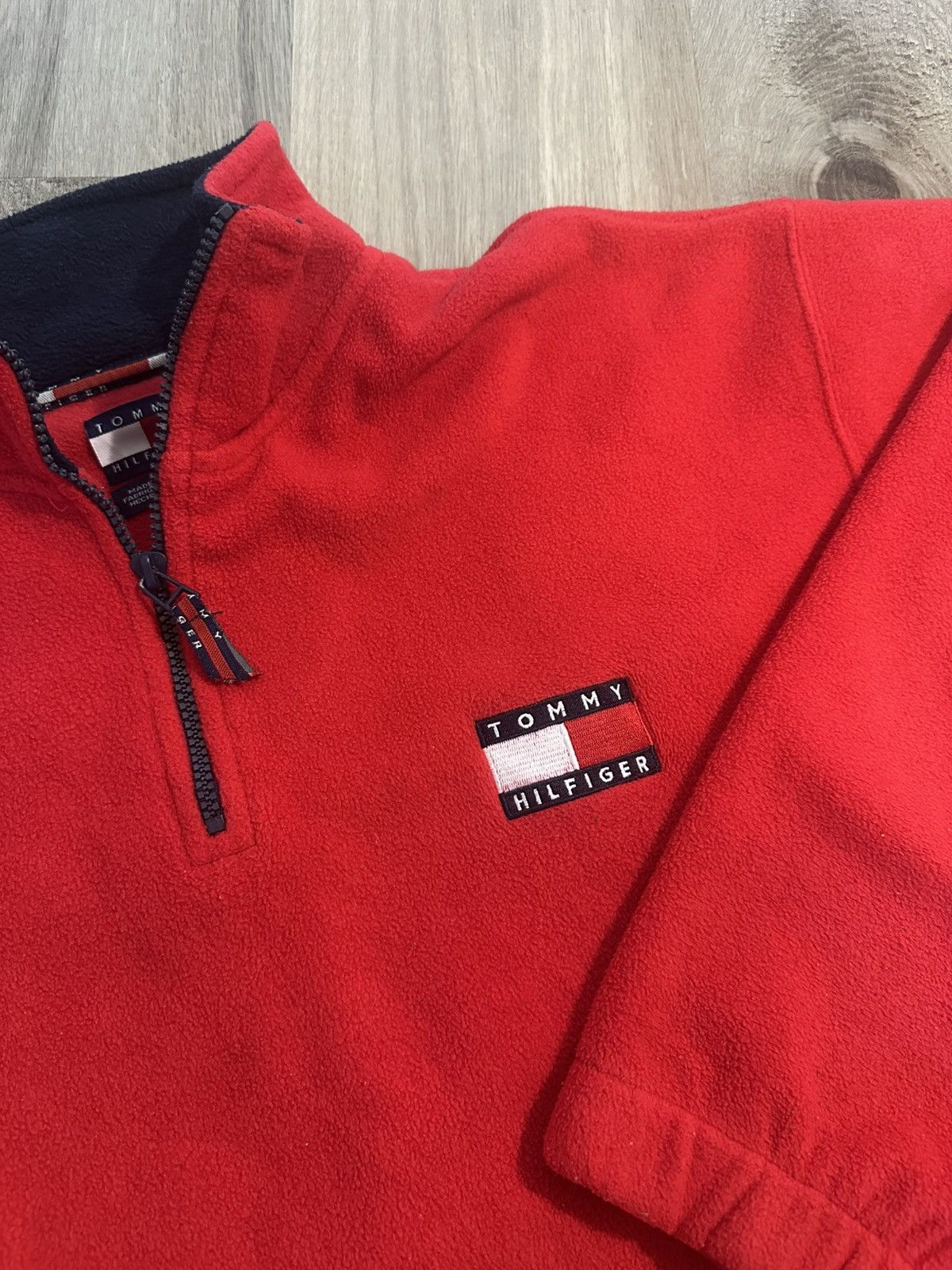 Tommy Hilfiger Vintage Tommy Hilfiger Red Fleece Quarter Zip Size US XL / EU 56 / 4 - 1 Thumbnail
