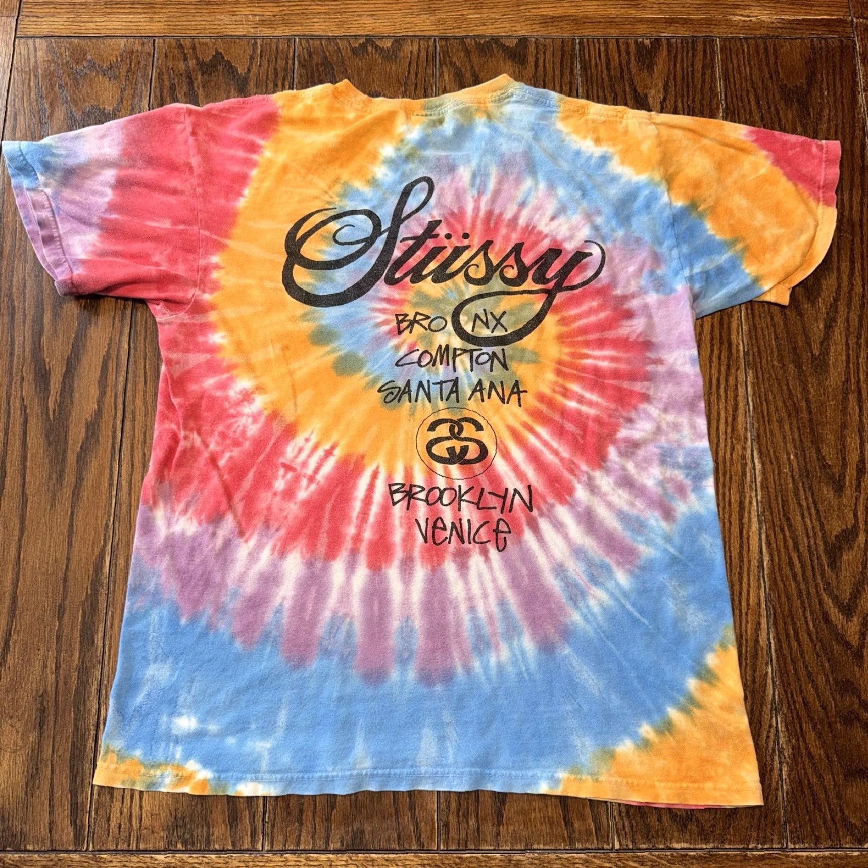 Logo 7 VINTAGE Stussy Tie Dye T-Shirt Graphic Logo New York London Paris Medium Purple Crew Neck Cotton Short Sleeve Men M English London 90s (if applicable) Size US M / EU 48-50 / 2 - 5 Thumbnail