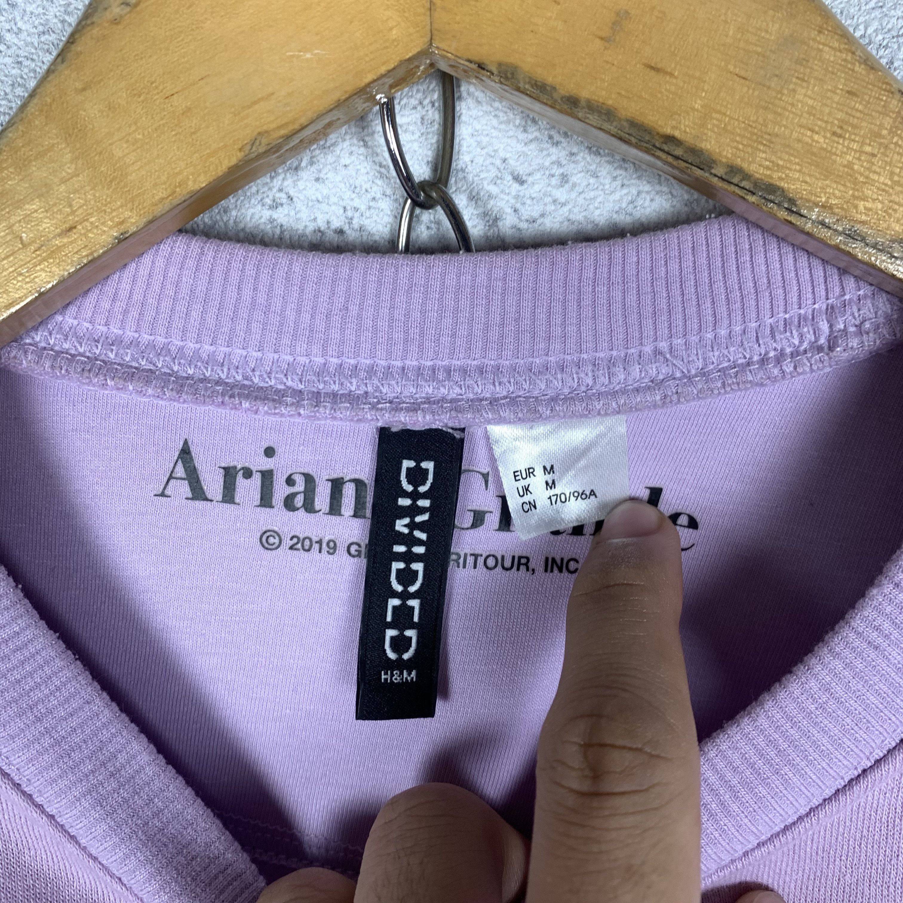 H&M Ariana Grande x H&M Oversized Sweatshirt Crewneck Size US M / EU 48-50 / 2 - 5 Thumbnail