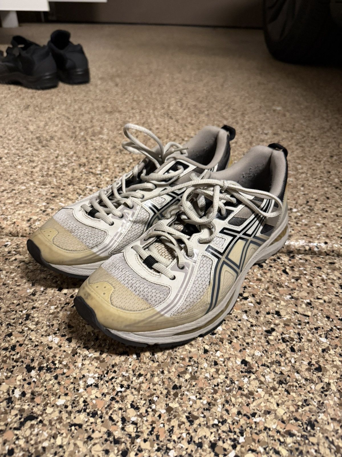 Asics × Kiko Kostadinov ASICS GEL-Burz 1 x Kiko Kostadinov Birch 2018 Size US 10 / EU 43 - 1 Thumbnail