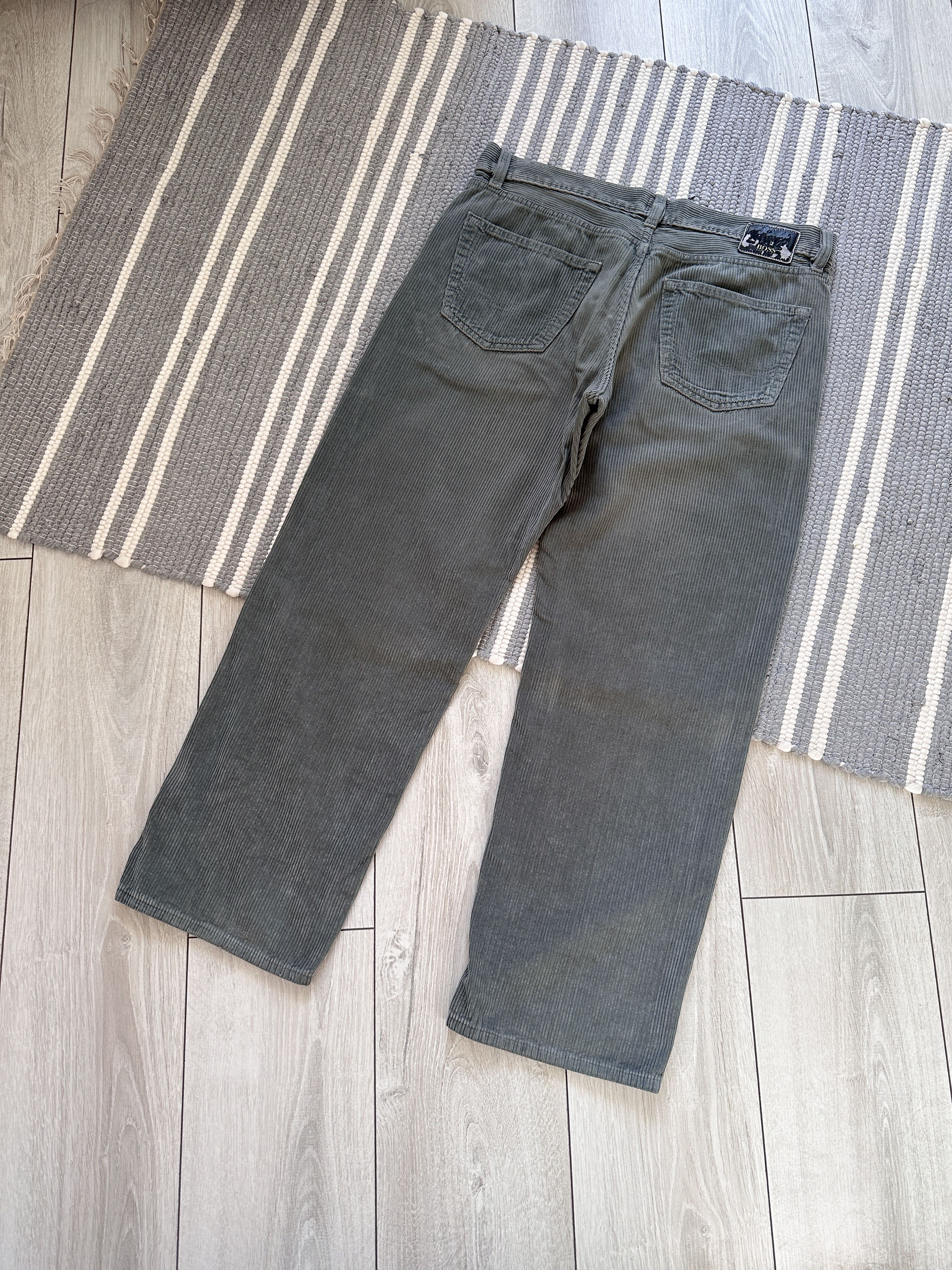 Hugo Boss Vintage Hugo Boss Corduroy Pants Trousers Size US 32 / EU 48 - 2 Thumbnail