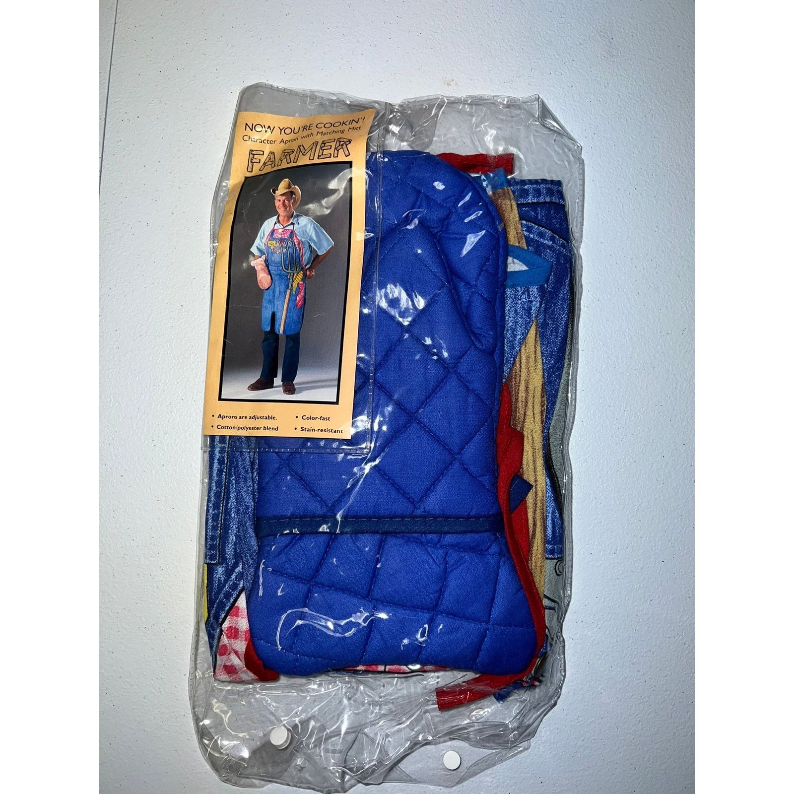 Vintage Vintage Farmer Apron Farm Character With Matching Mitt 90s Size ONE SIZE - 1 Thumbnail